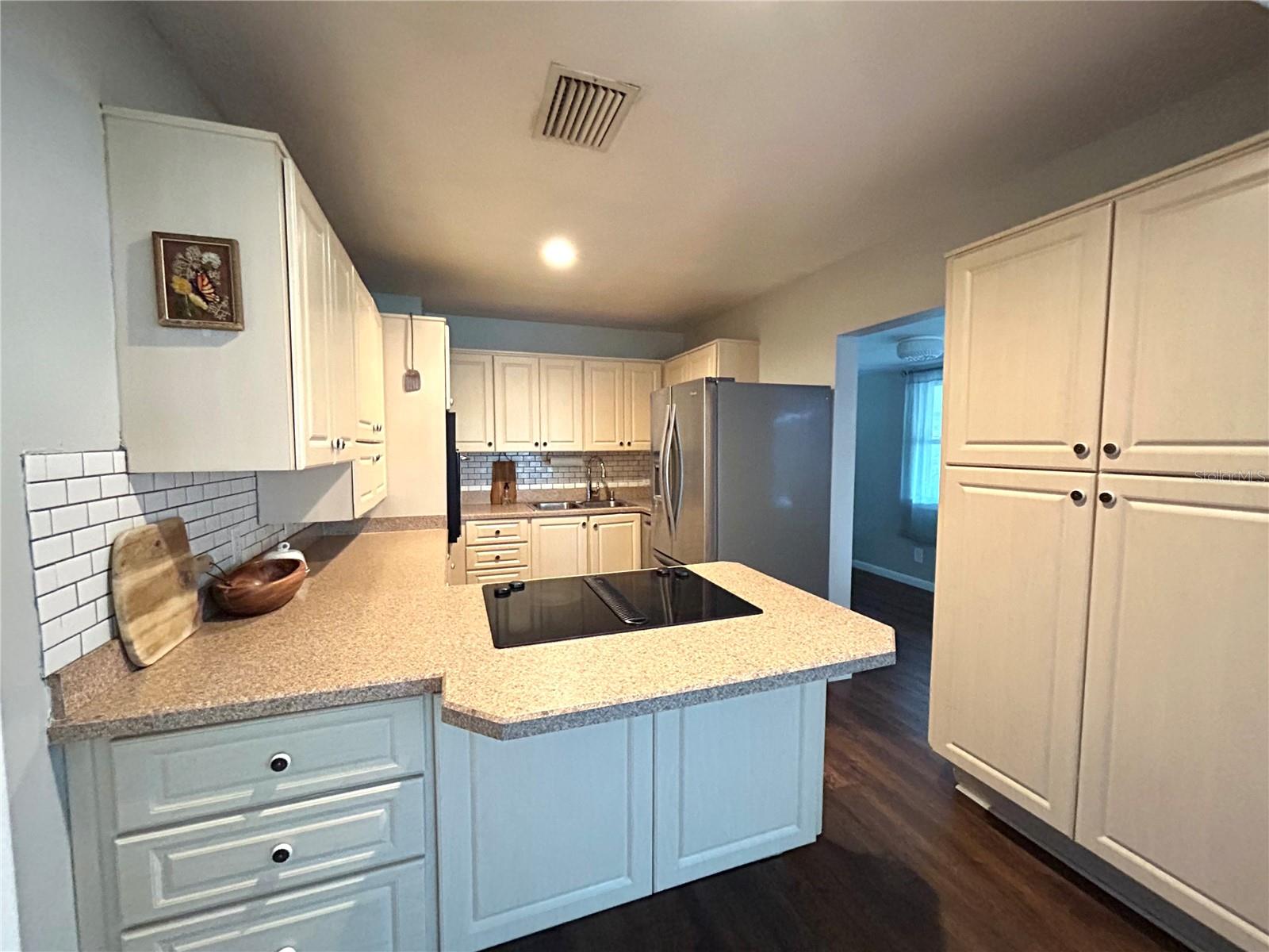 Image 11 of 42 For 1414 Margate Avenue