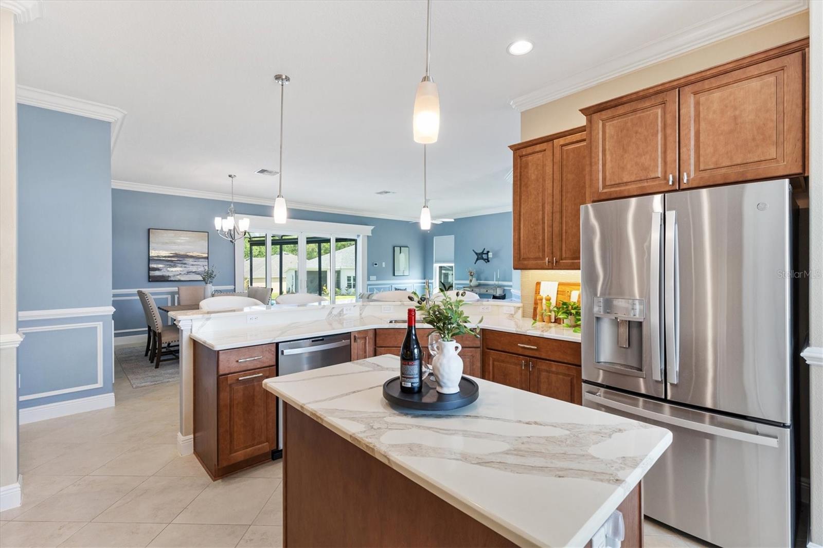 Image 10 of 92 For 6988 Lawrenceville Way