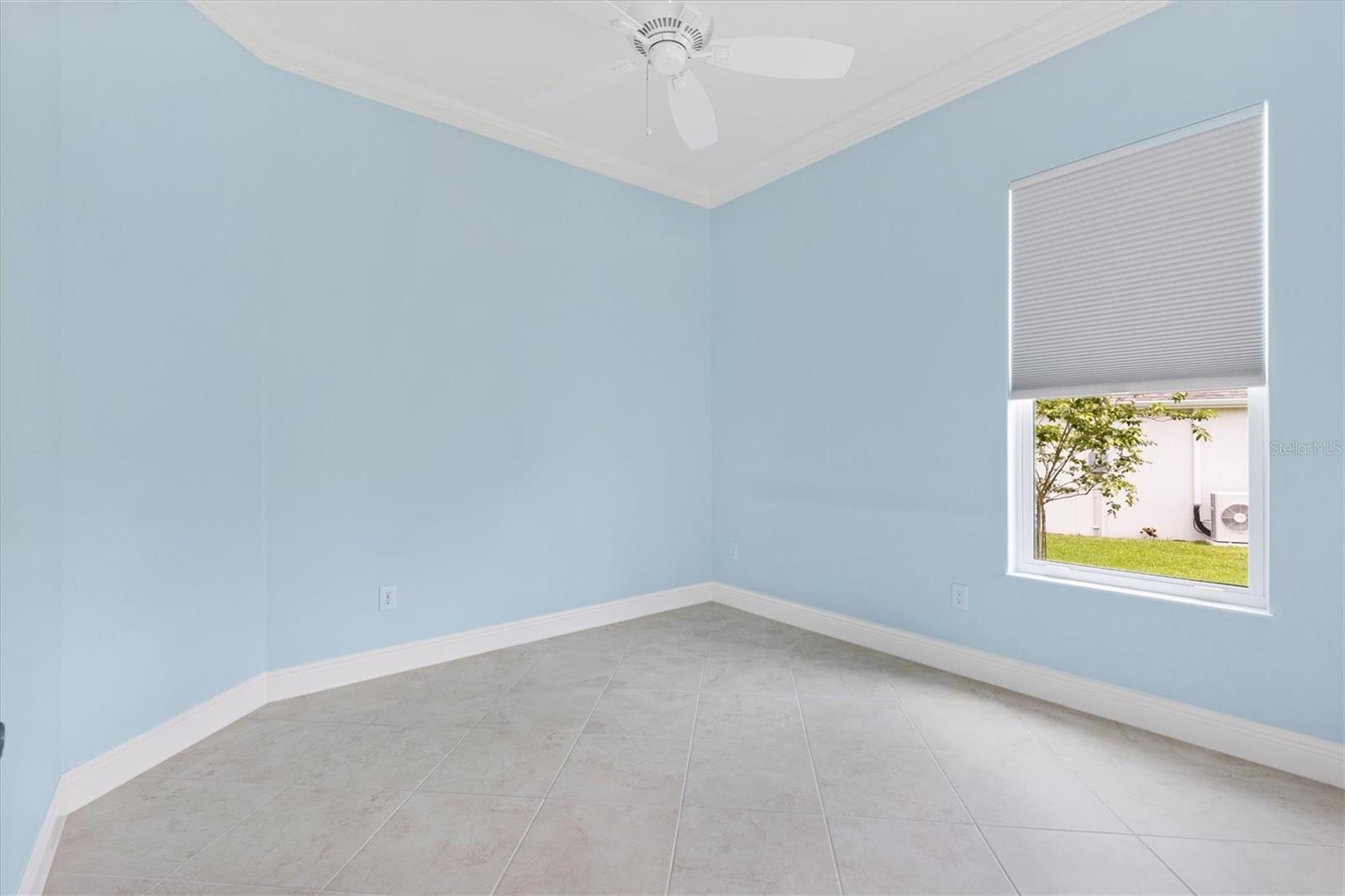 Image 33 of 92 For 6988 Lawrenceville Way