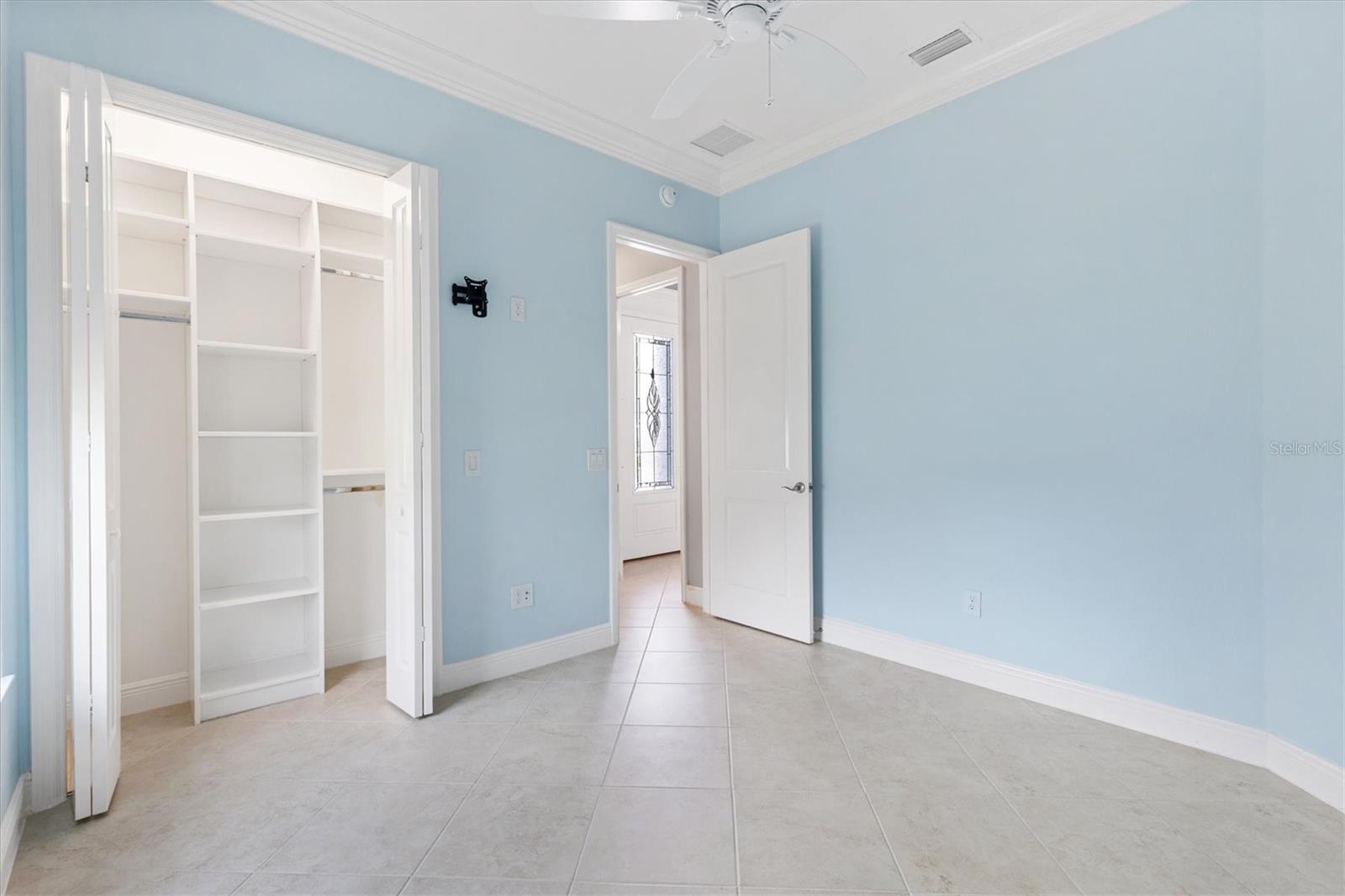 Image 34 of 92 For 6988 Lawrenceville Way