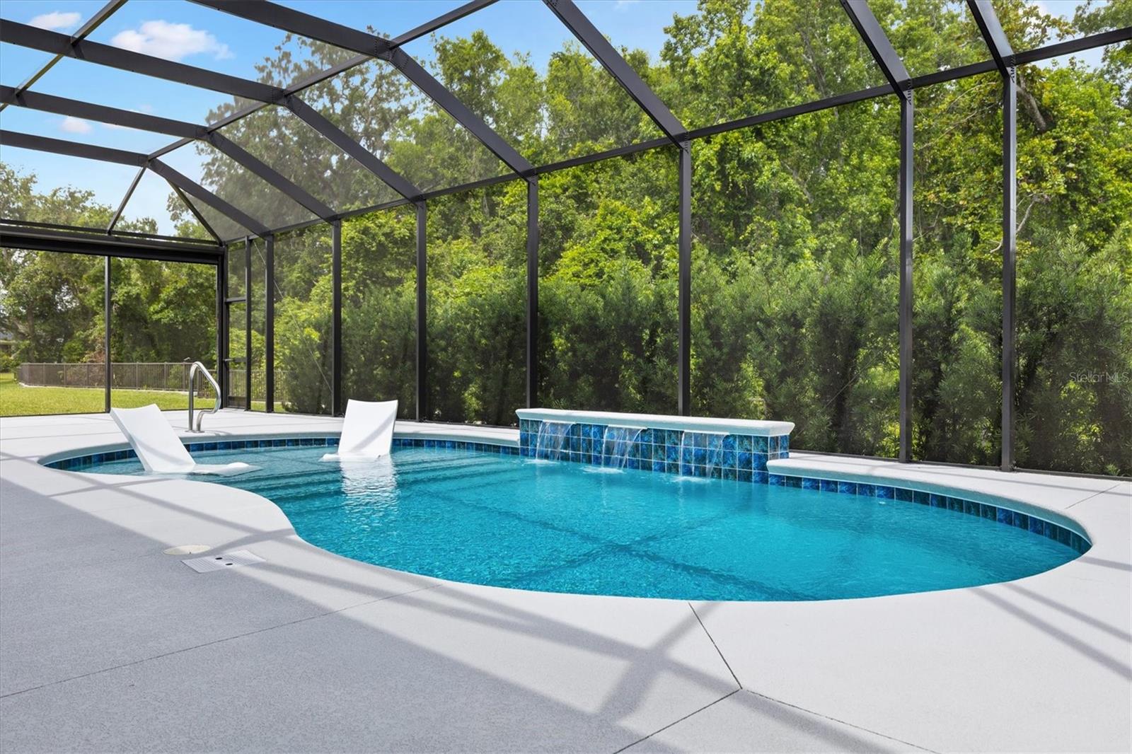 Image 38 of 92 For 6988 Lawrenceville Way