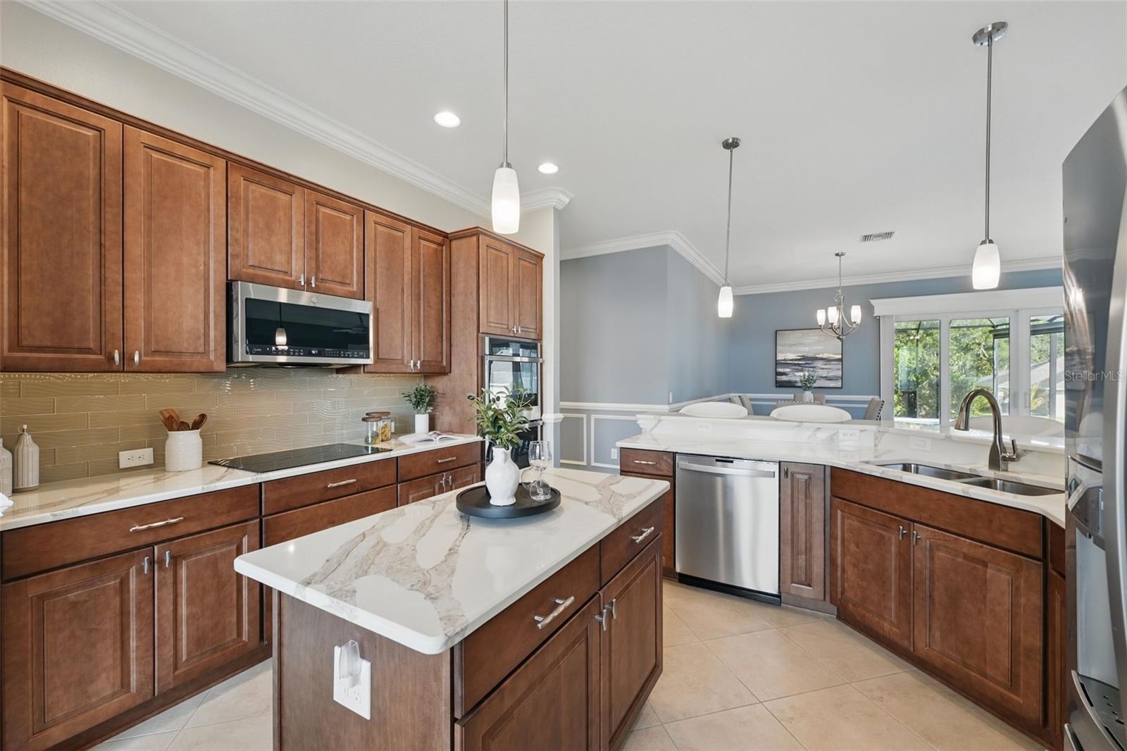 Image 75 of 92 For 6988 Lawrenceville Way