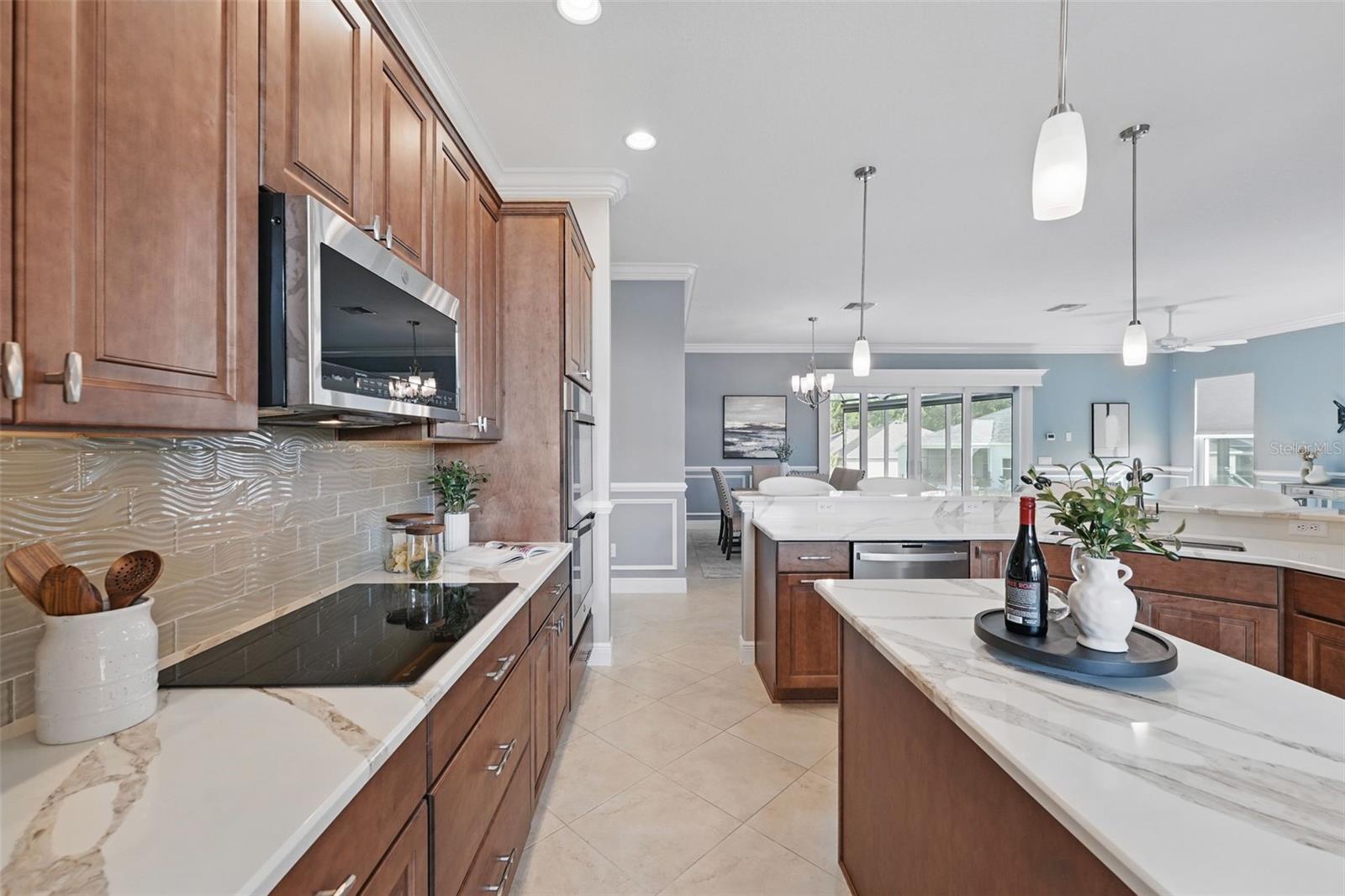 Image 77 of 92 For 6988 Lawrenceville Way