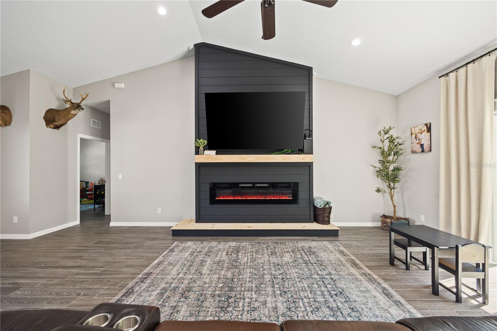 Image 13 of 63 For 382 1st Street
