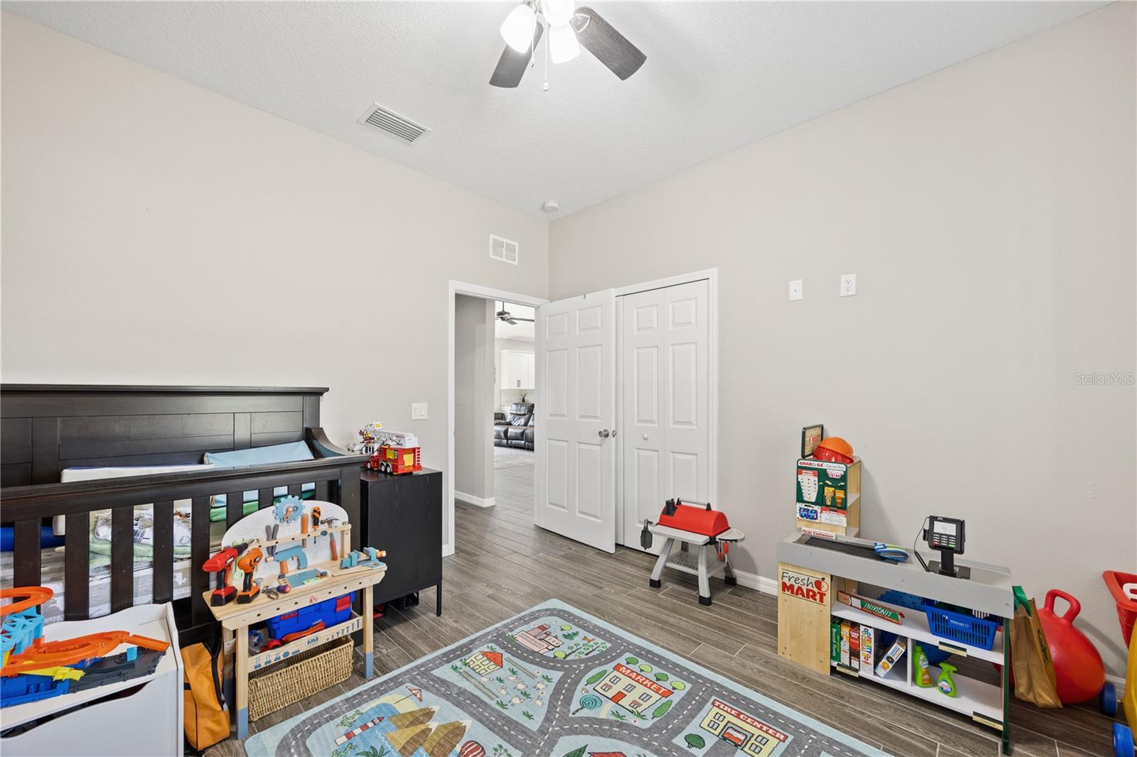 Image 17 of 63 For 382 1st Street