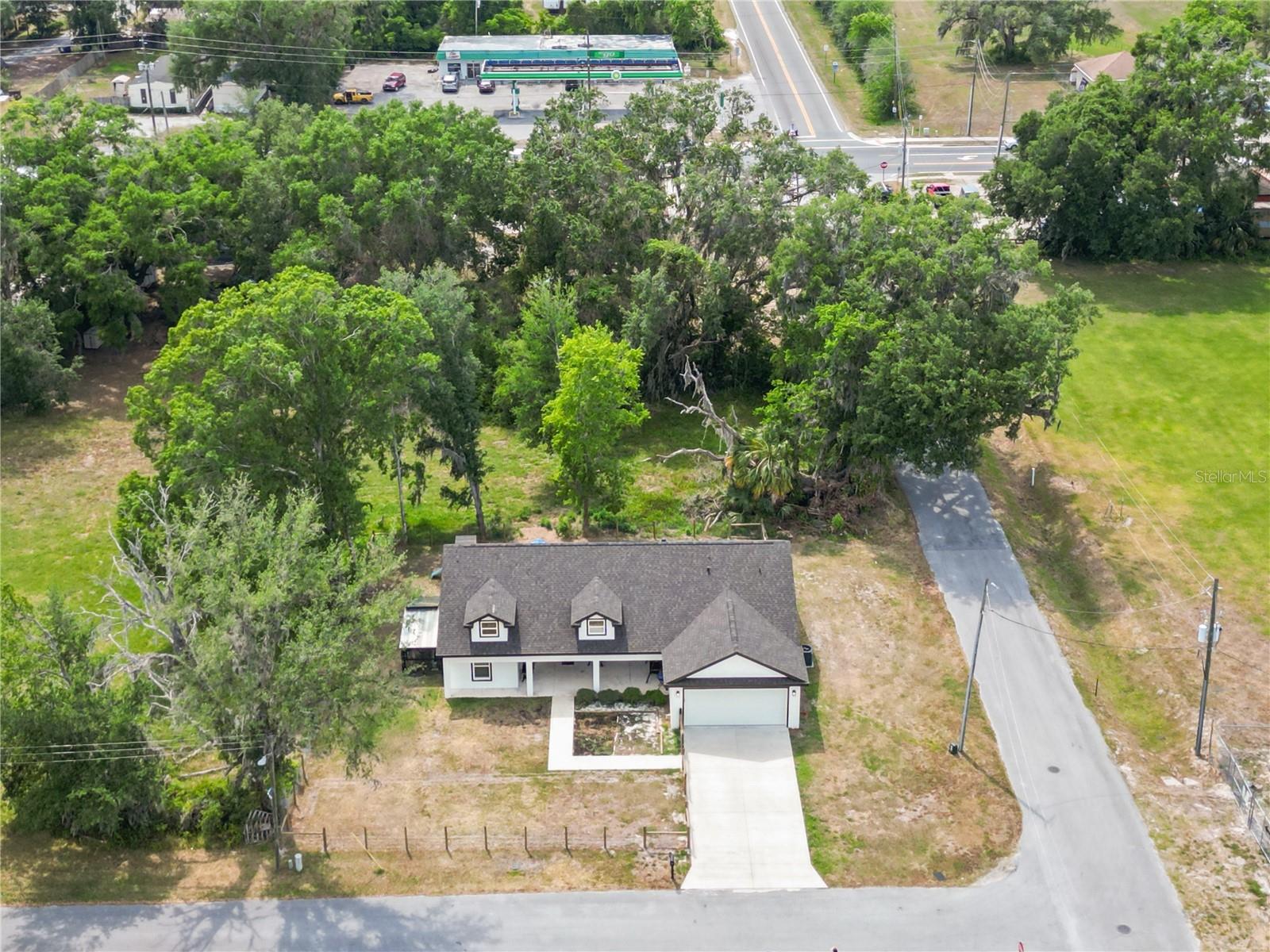 Image 49 of 63 For 382 1st Street