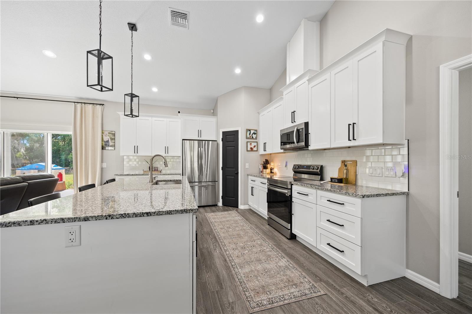 Image 7 of 63 For 382 1st Street