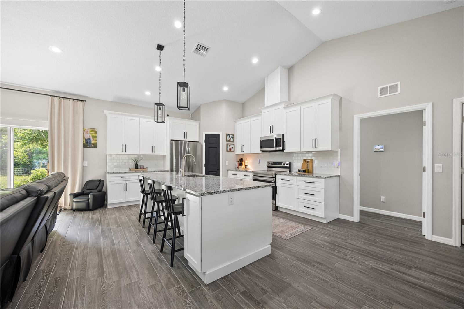 Image 8 of 63 For 382 1st Street