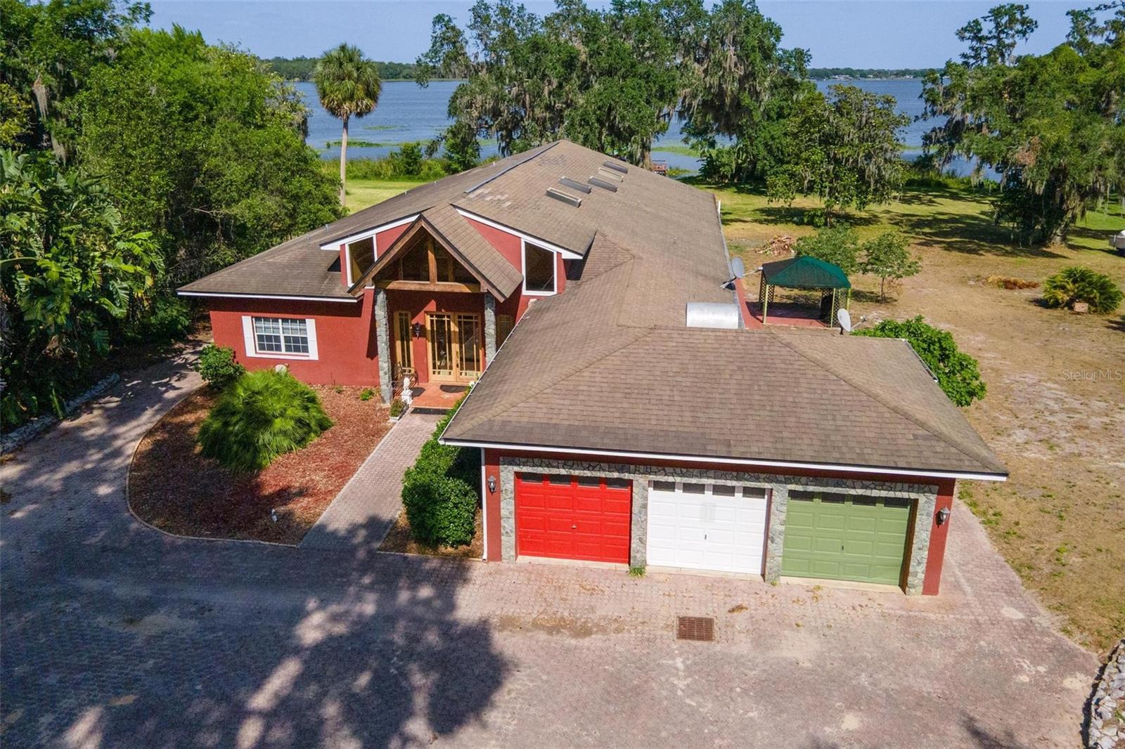 Image 2 of 71 For 2400 Griffin Drive