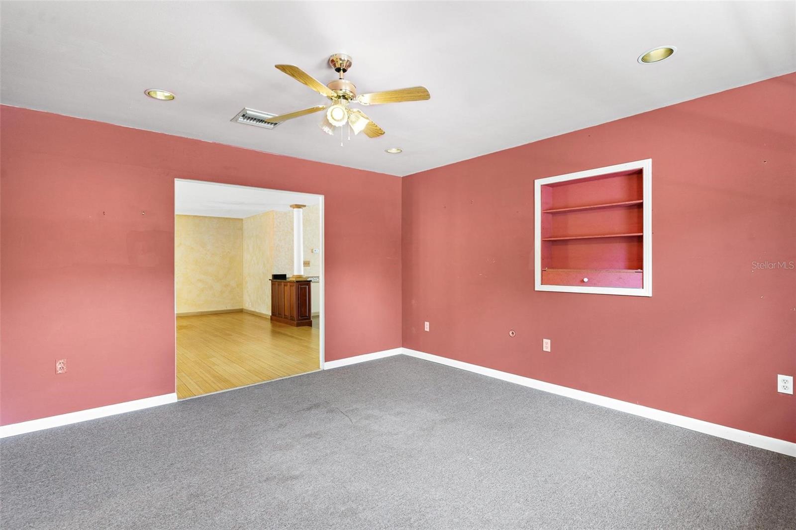 Image 50 of 71 For 2400 Griffin Drive