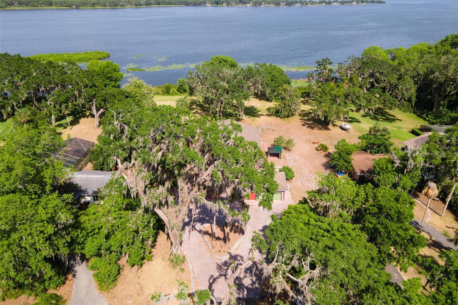Image 68 of 71 For 2400 Griffin Drive