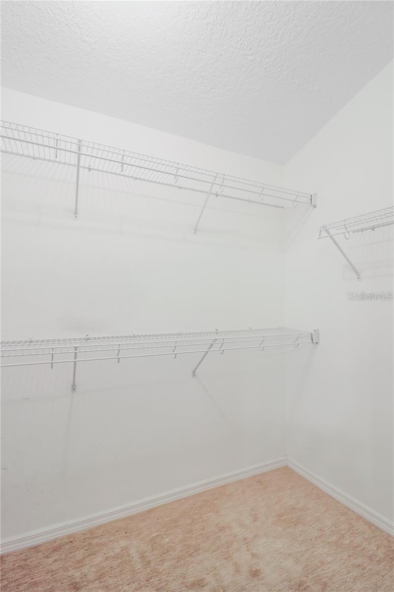 Image 12 of 19 For 21701 Queen Mary Court