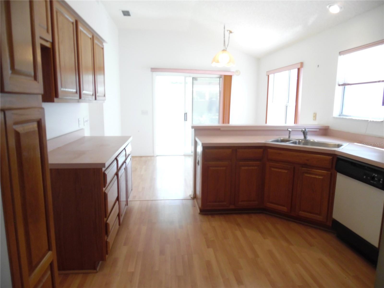 Image 11 of 25 For 739 Cortez Avenue