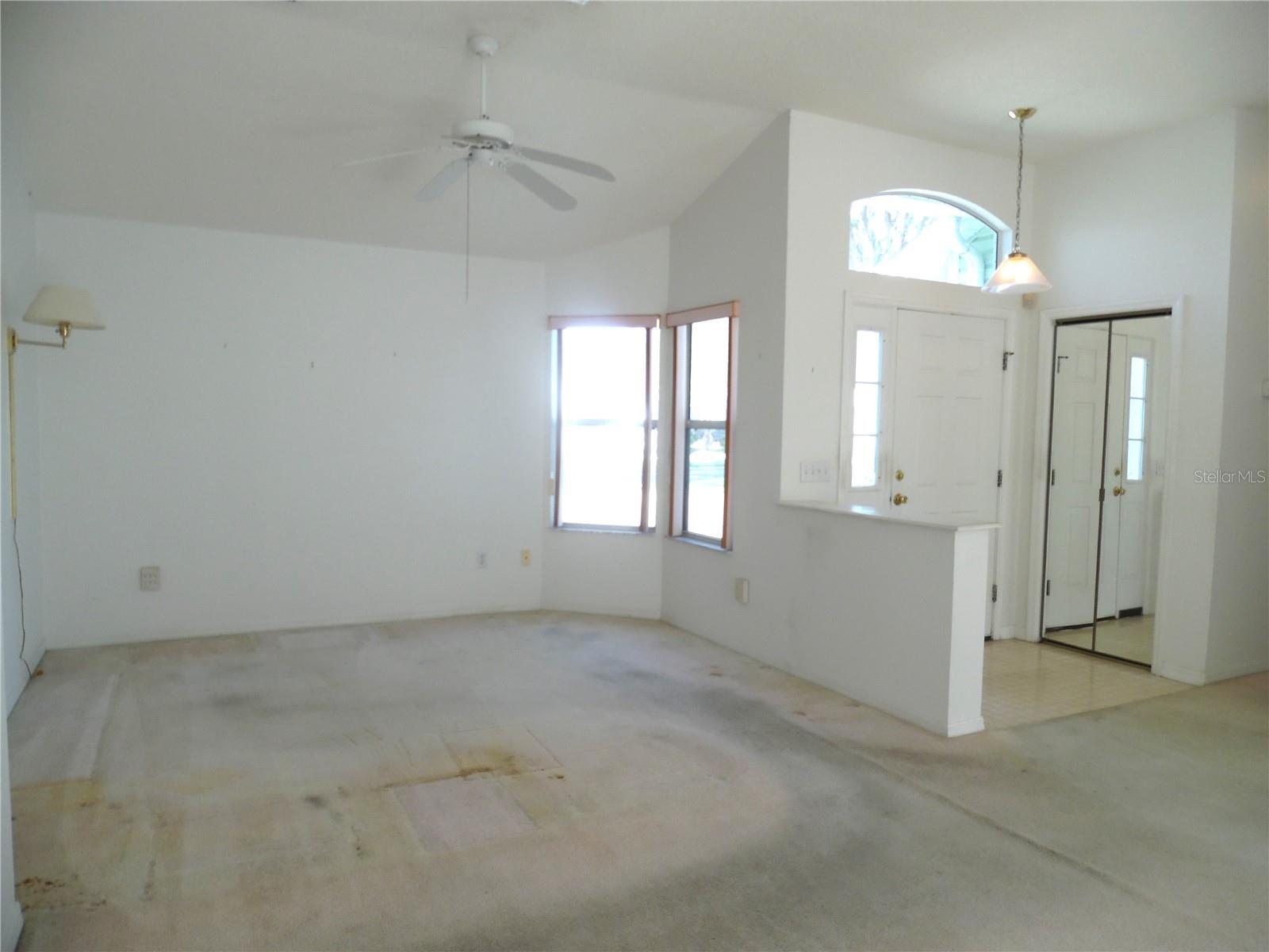 Image 3 of 25 For 739 Cortez Avenue