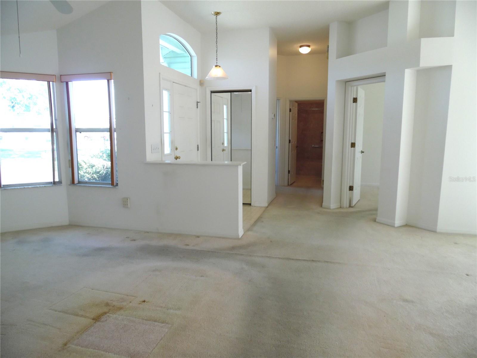 Image 6 of 25 For 739 Cortez Avenue