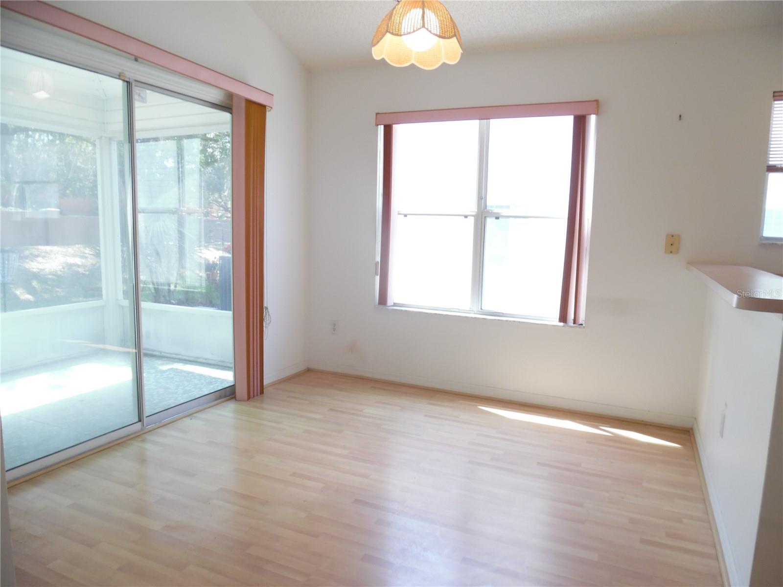 Image 8 of 25 For 739 Cortez Avenue