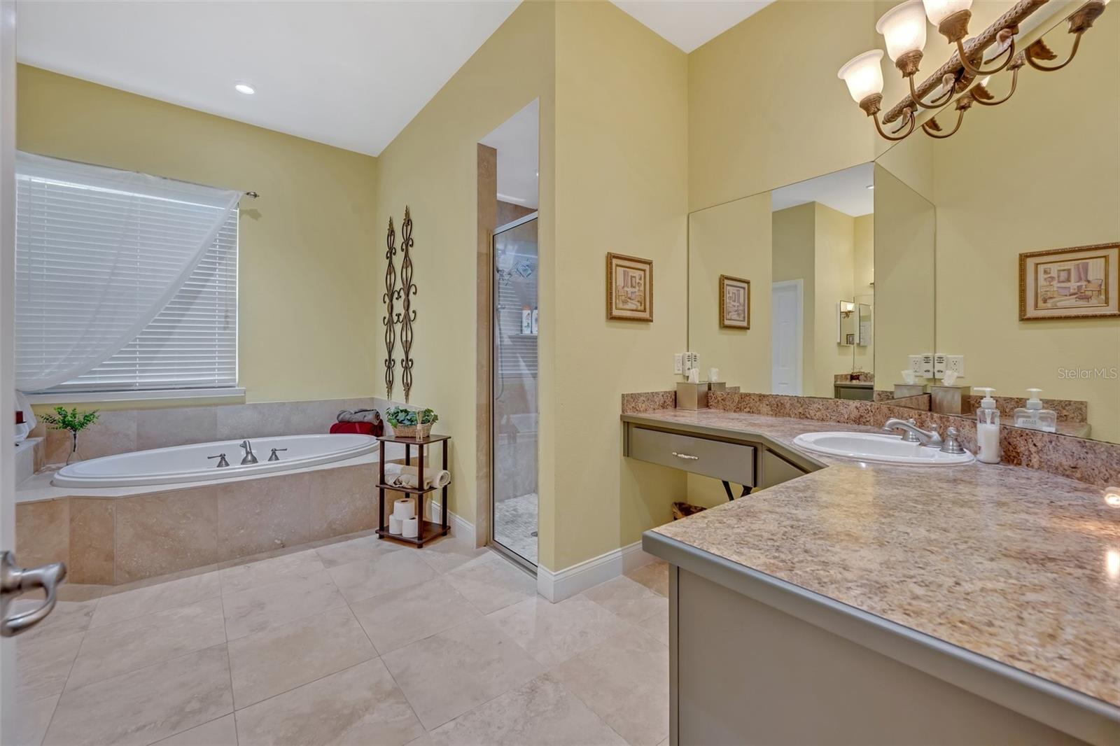 Image 27 of 80 For 15001 Green Valley Boulevard