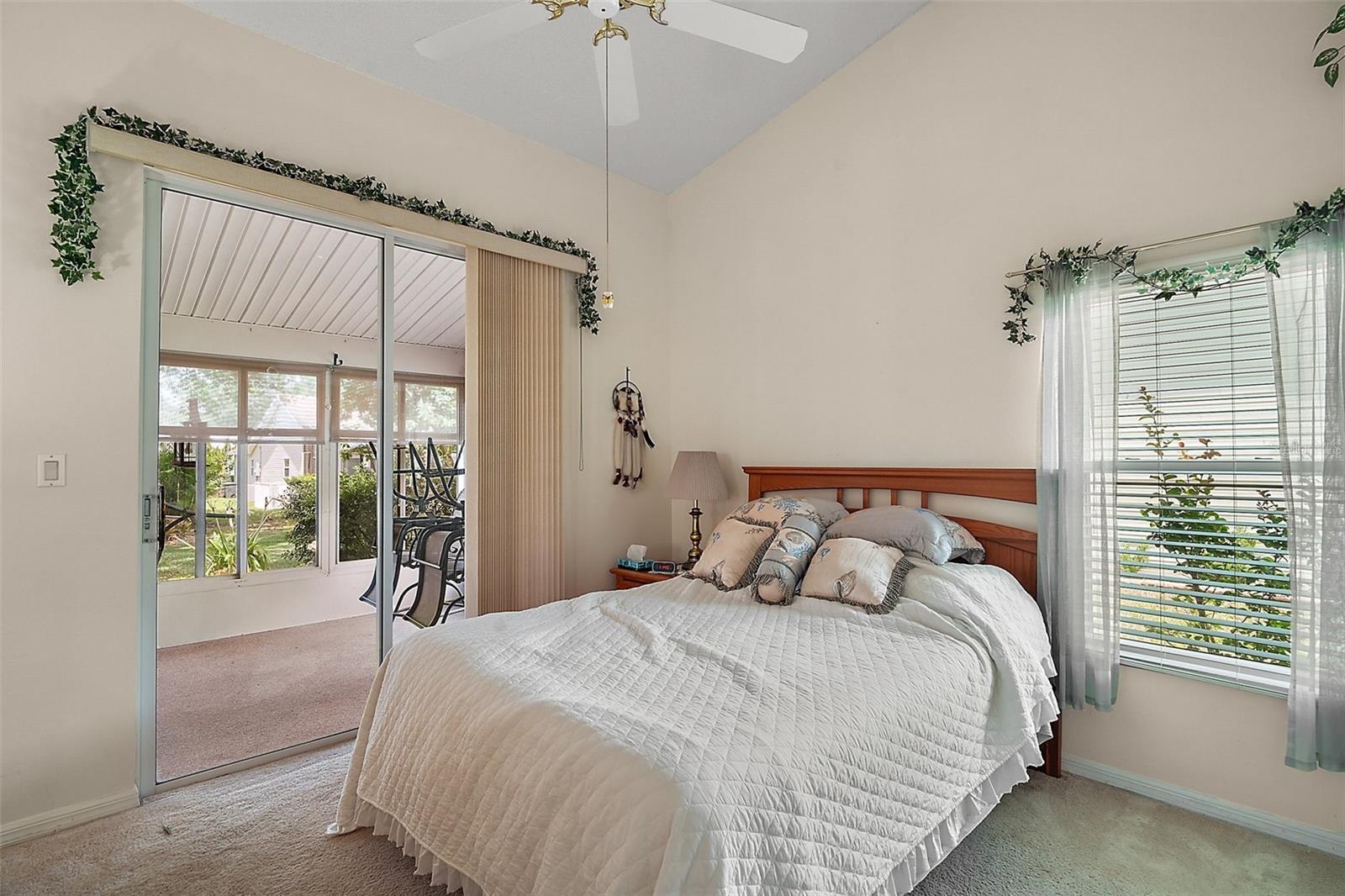 Image 28 of 36 For 25333 River Crest Drive