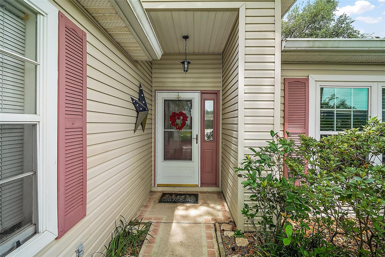Image 9 of 36 For 25333 River Crest Drive