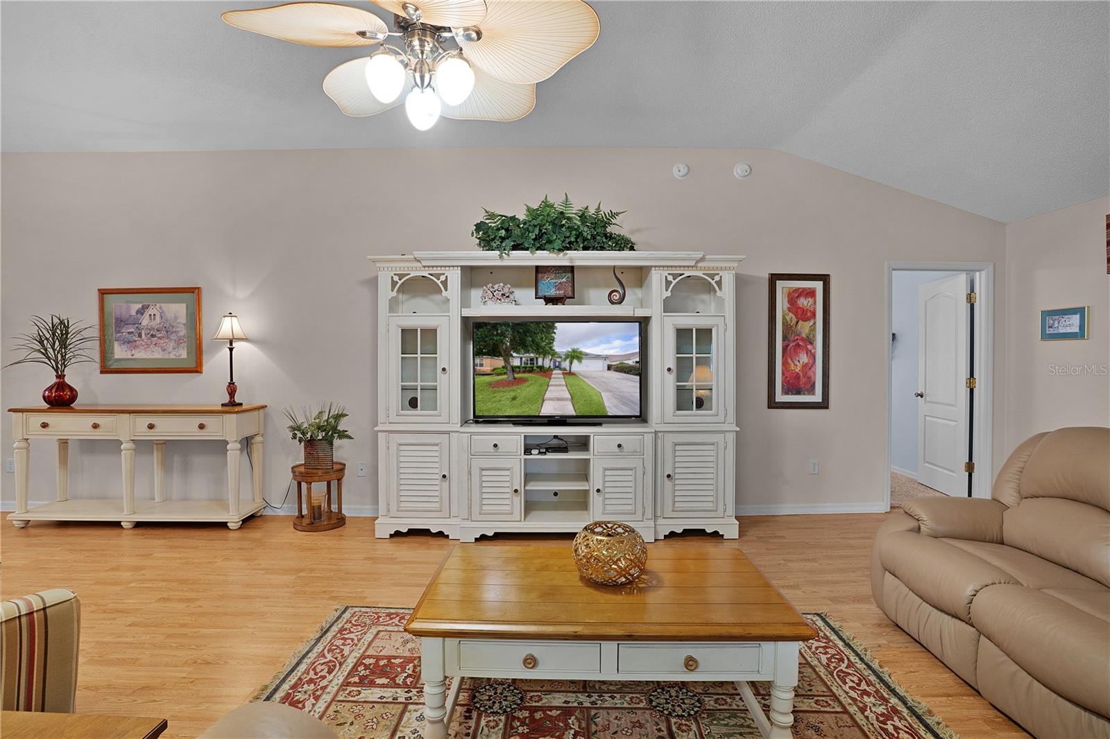 Image 21 of 46 For 506 Weston Manor Drive