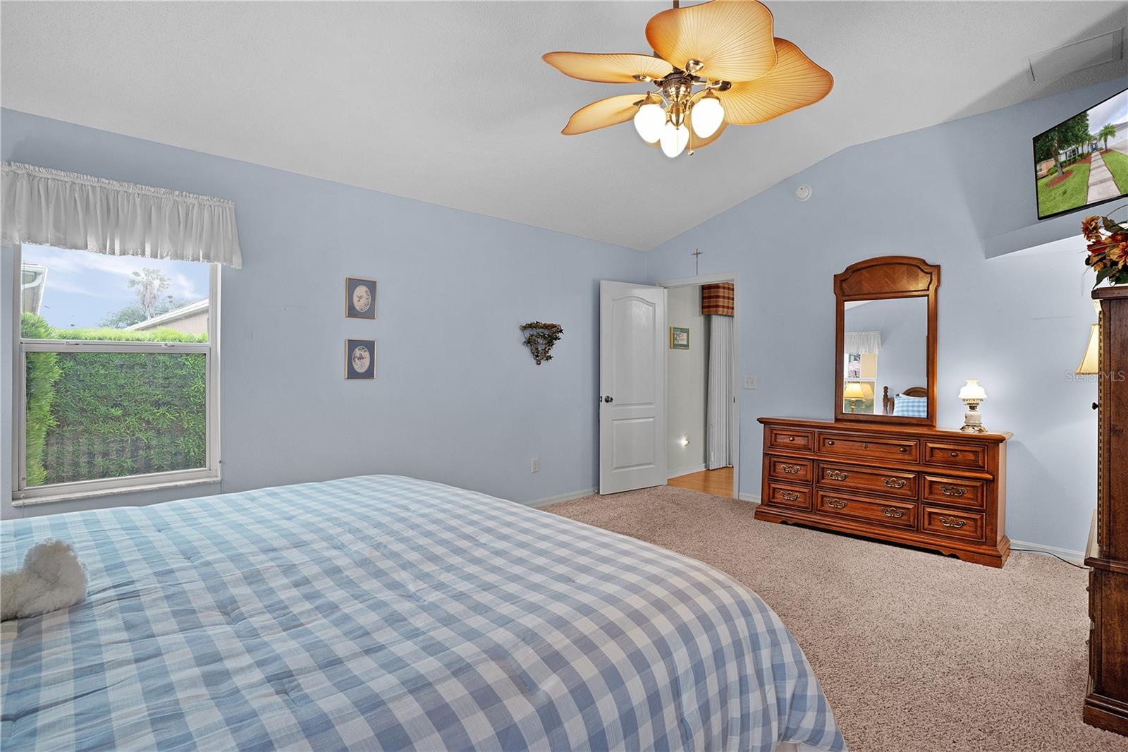Image 24 of 46 For 506 Weston Manor Drive