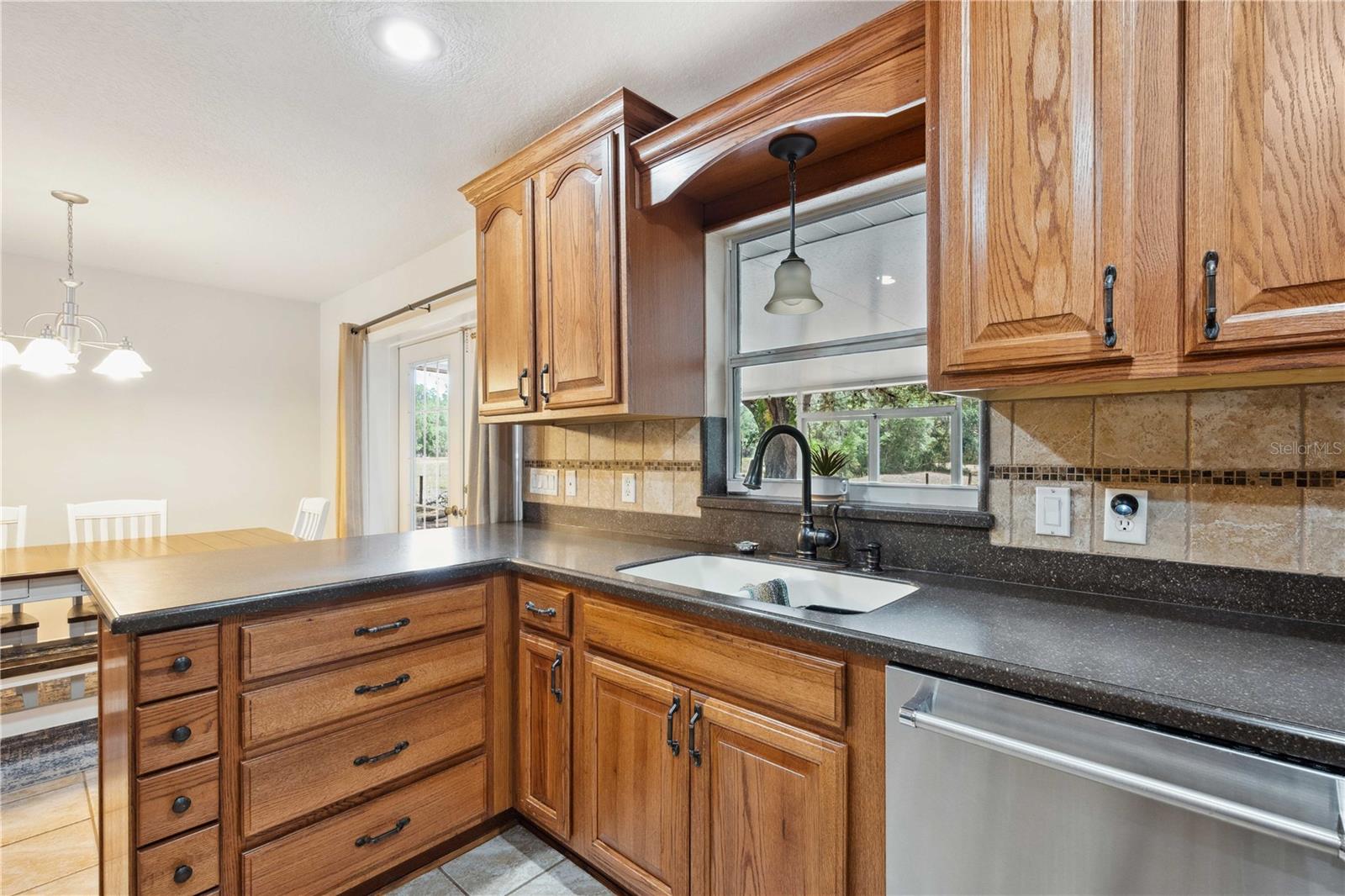 Image 20 of 51 For 2679 35th Street
