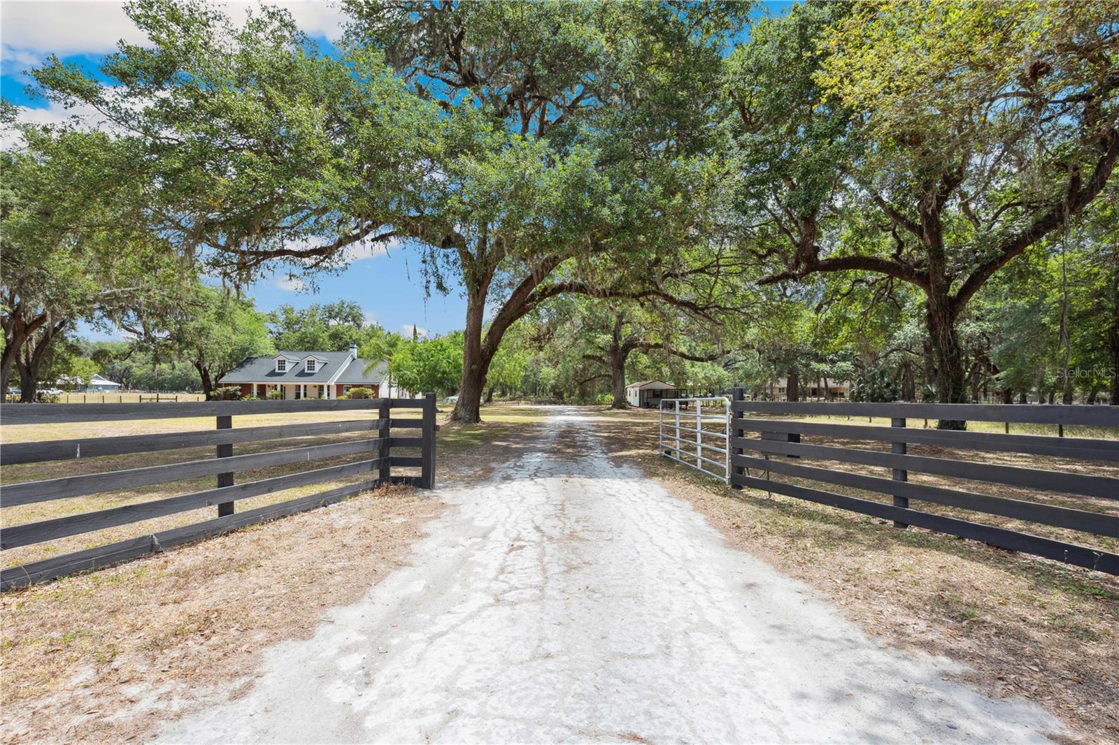 Image 6 of 51 For 2679 35th Street