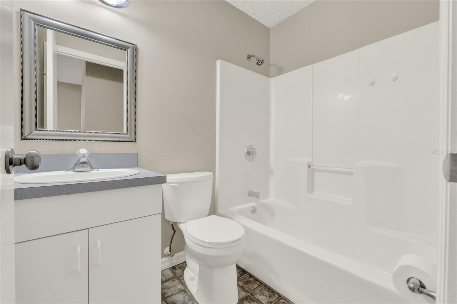Image 13 of 22 For 1022 Disston Avenue