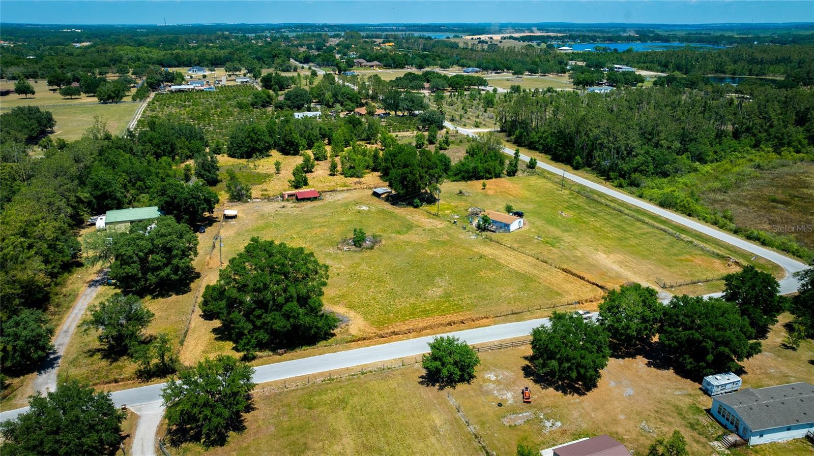 Image 7 of 32 For 7701 Groveland Farms Road