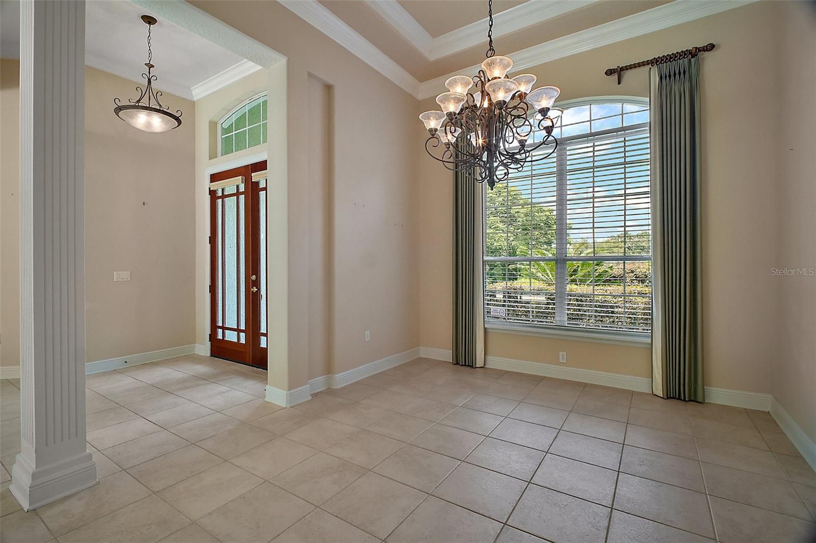 Image 12 of 43 For 7249 Chesterhill Circle