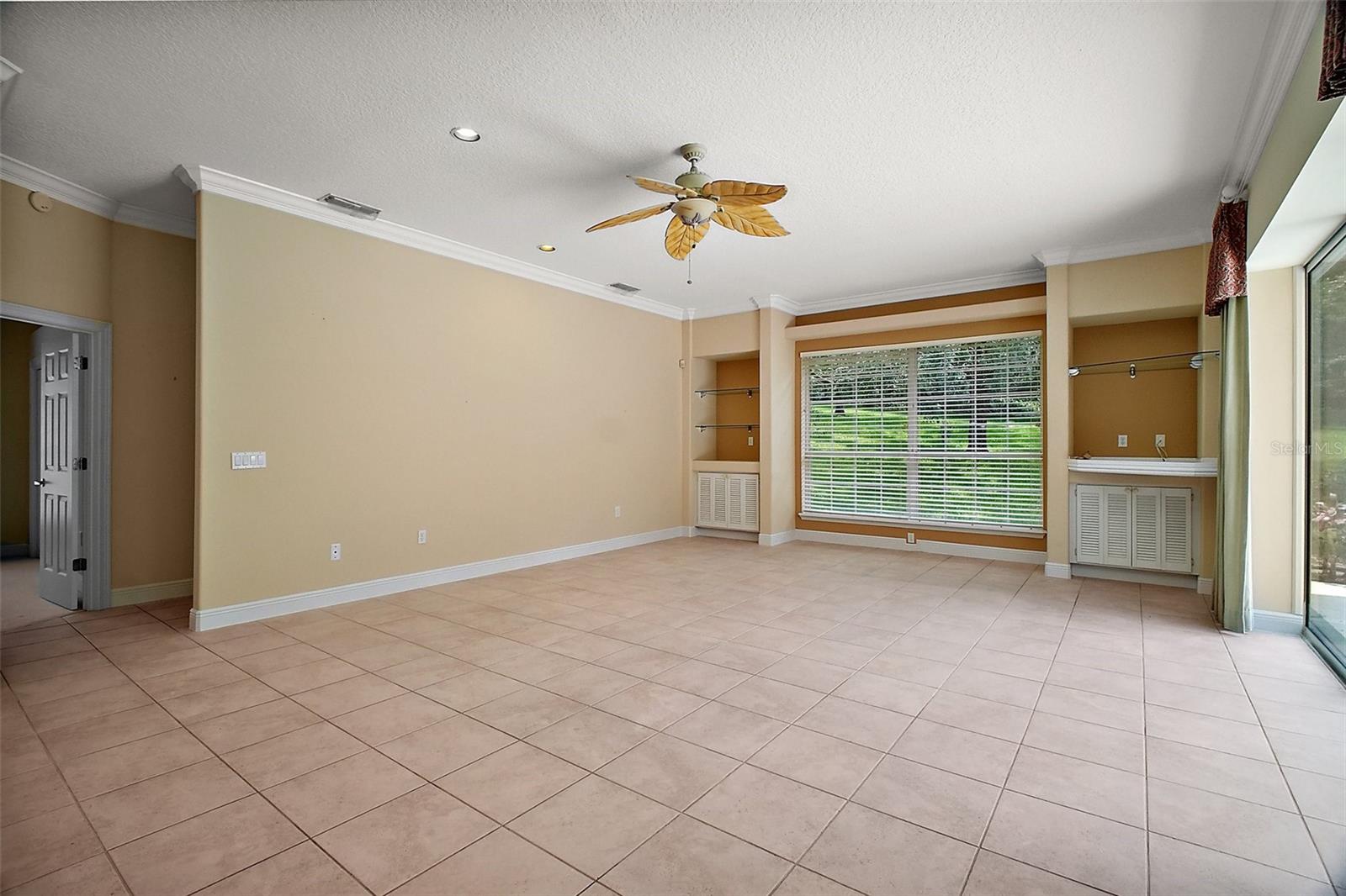 Image 13 of 43 For 7249 Chesterhill Circle