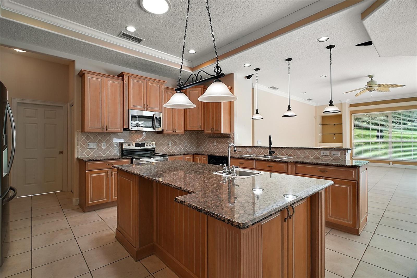 Image 18 of 43 For 7249 Chesterhill Circle
