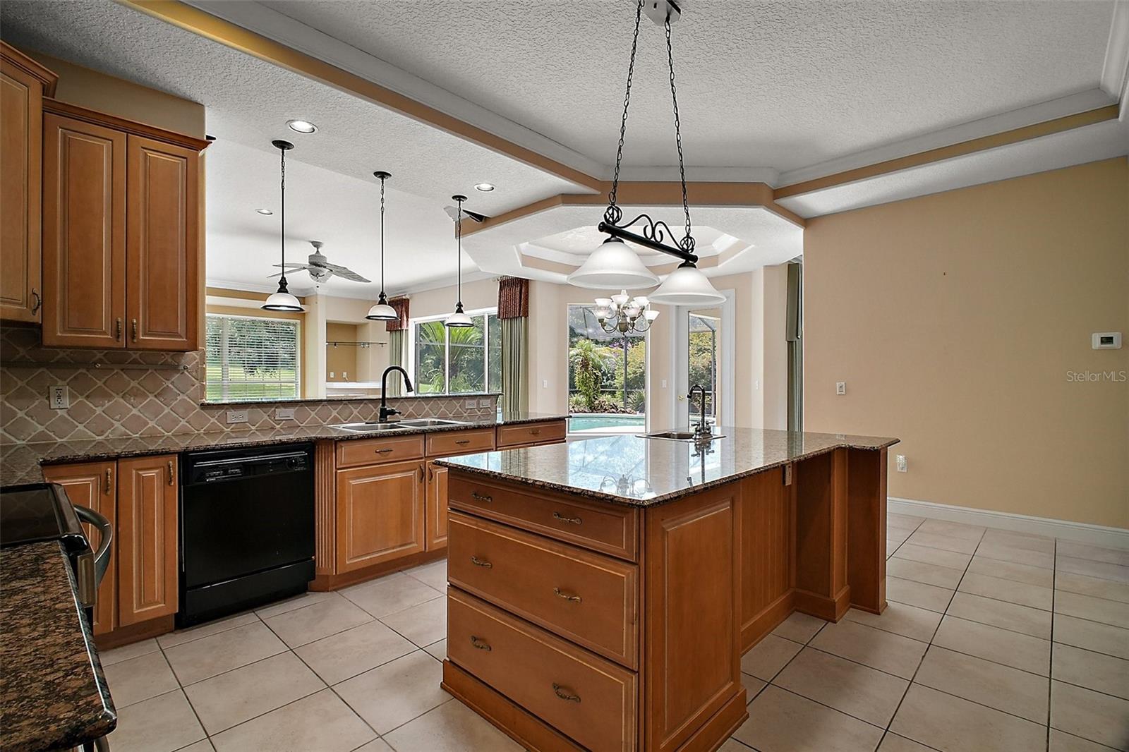Image 19 of 43 For 7249 Chesterhill Circle