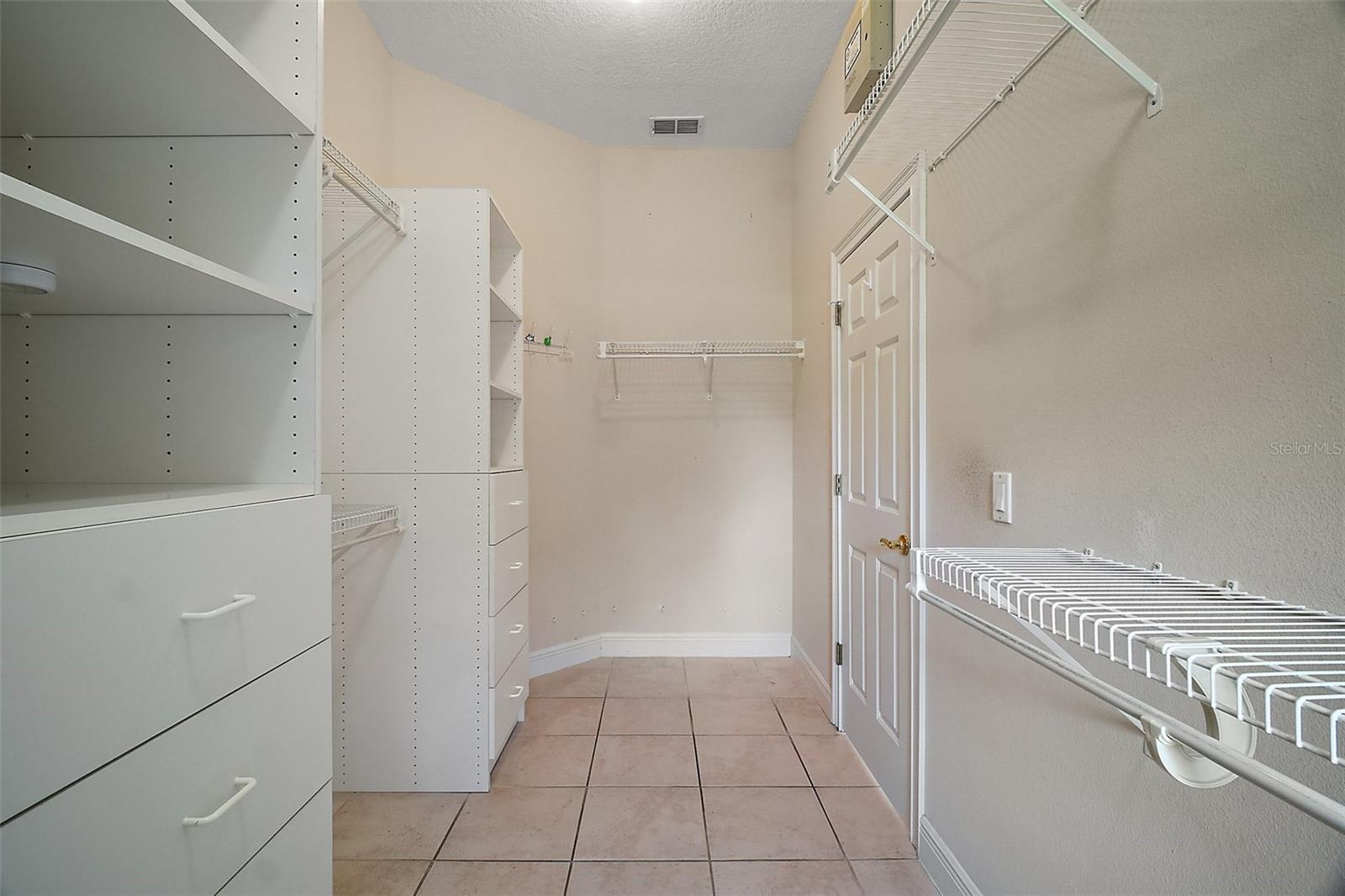 Image 28 of 43 For 7249 Chesterhill Circle