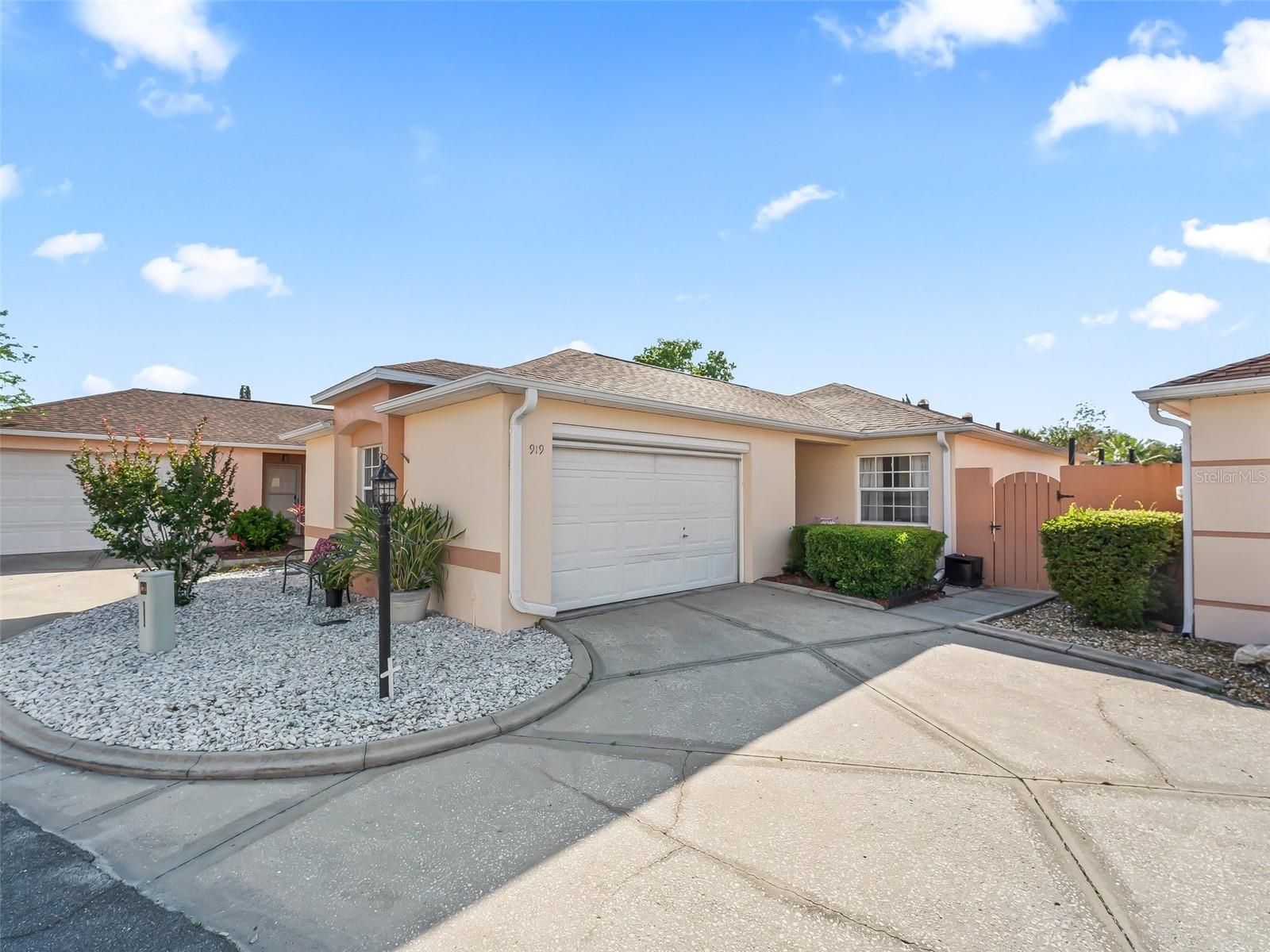 Details for 919 Medira Drive, THE VILLAGES, FL 32159
