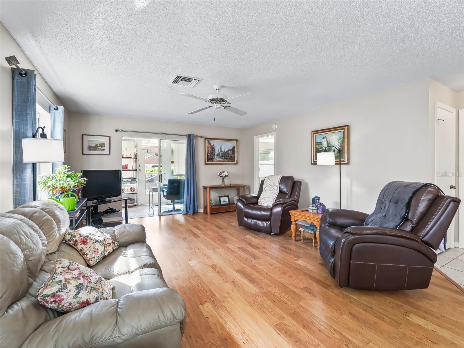 Image 10 of 39 For 919 Medira Drive