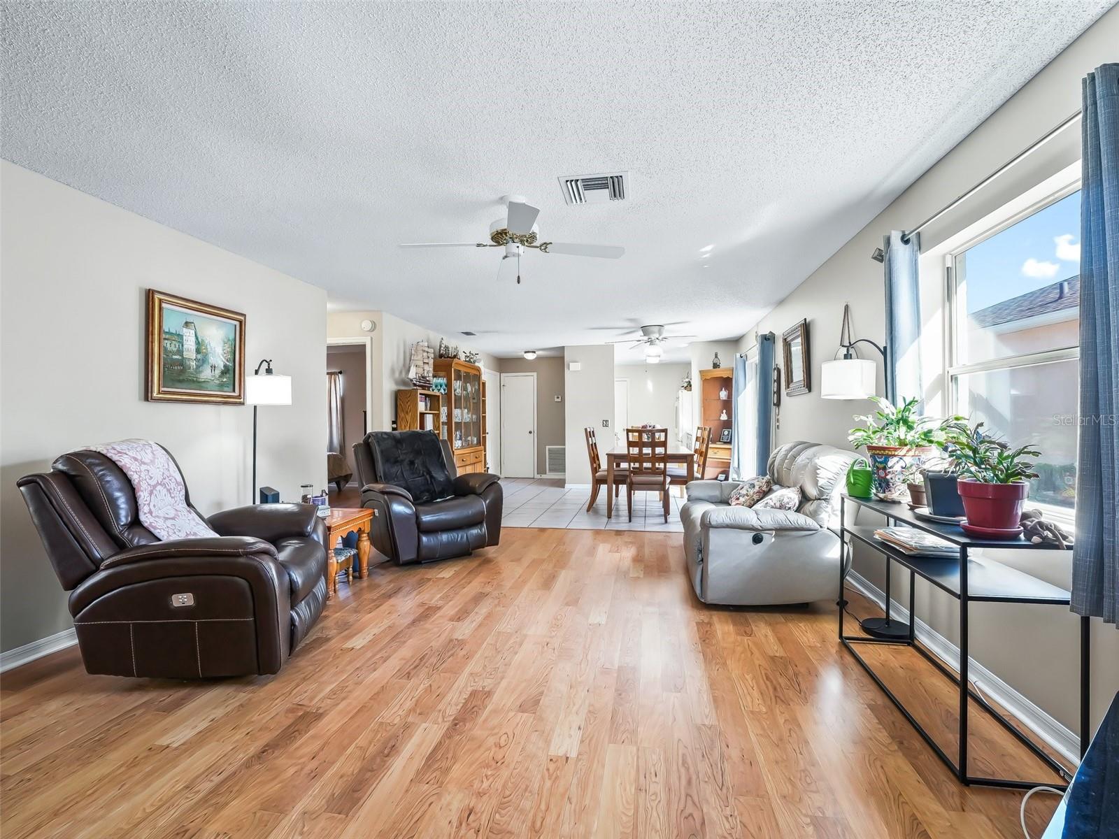 Image 11 of 39 For 919 Medira Drive