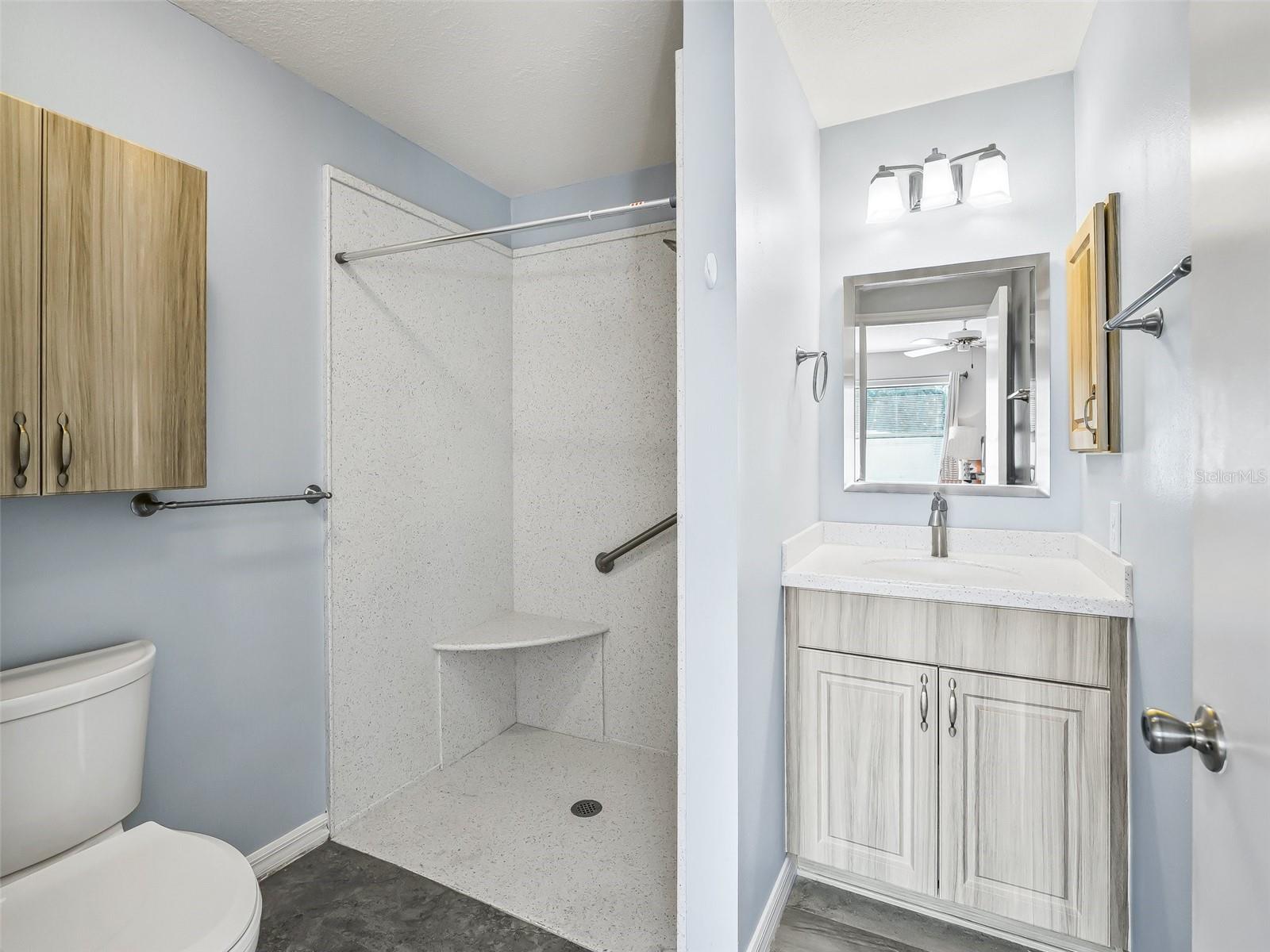 Image 16 of 39 For 919 Medira Drive