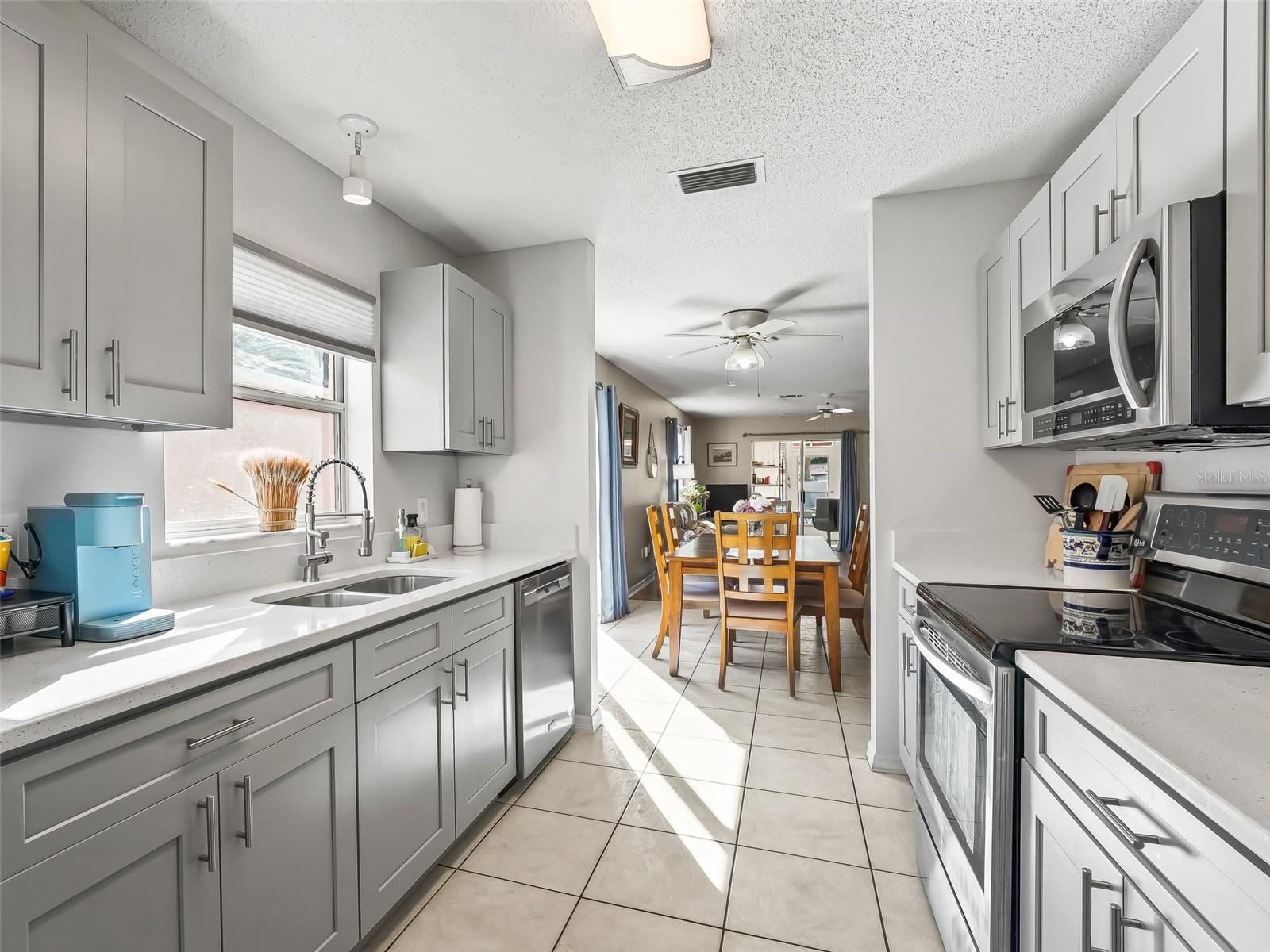 Image 7 of 39 For 919 Medira Drive