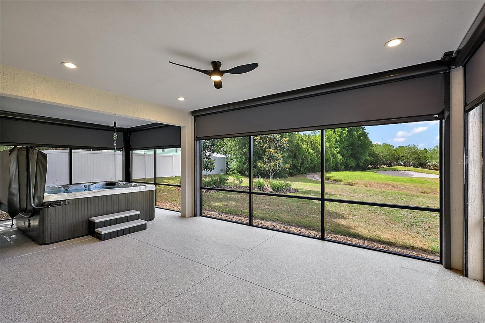 Image 9 of 47 For 562 Dowling Circle
