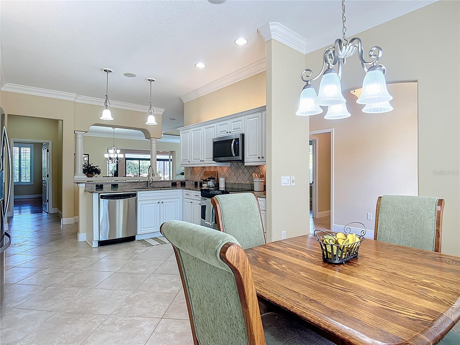 Image 11 of 63 For 1842 Lake Ridge Drive