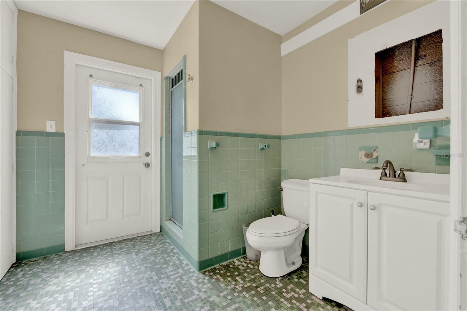 Image 20 of 45 For 506 Perkins Street