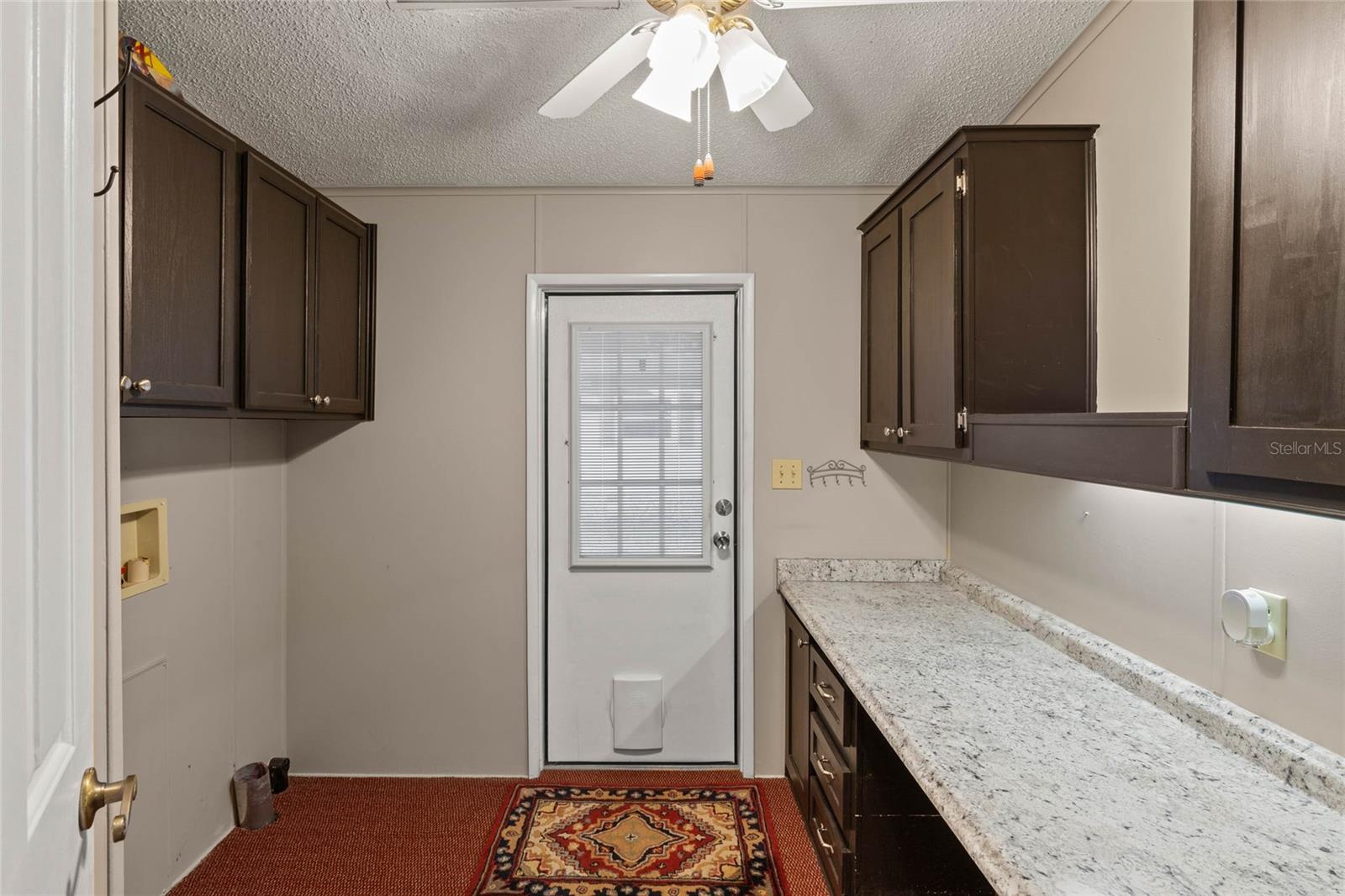 Image 17 of 30 For 807 Oak Boulevard