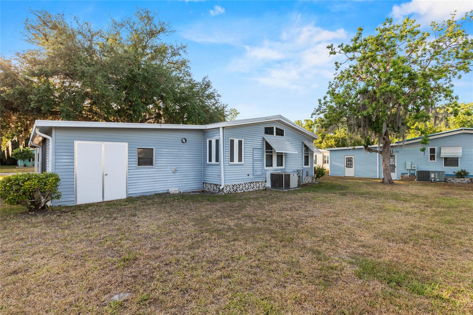 Image 27 of 30 For 807 Oak Boulevard