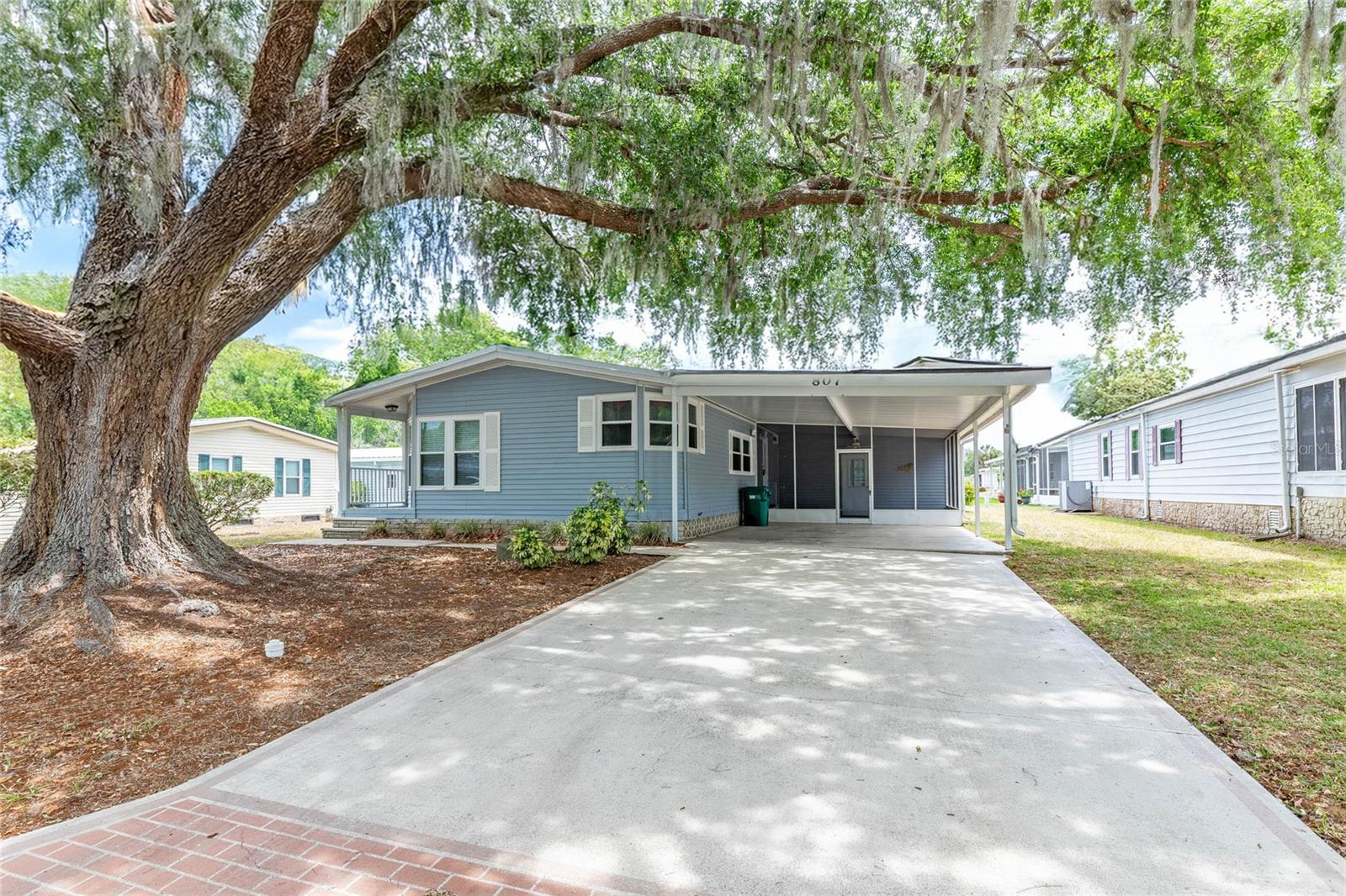 Image 28 of 30 For 807 Oak Boulevard
