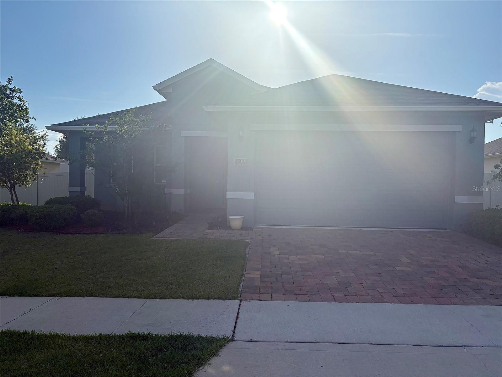 Details for 709 Calabria Way, HOWEY IN THE HILLS, FL 34737