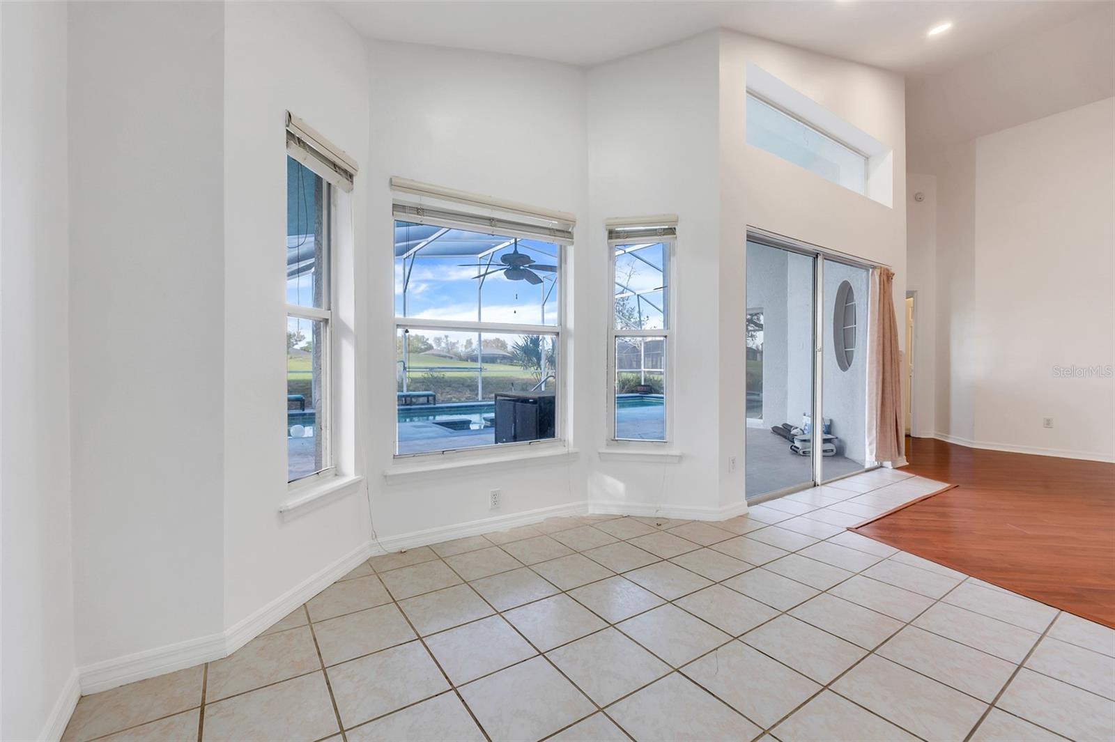 Image 13 of 51 For 16839 Rockwell Heights Lane