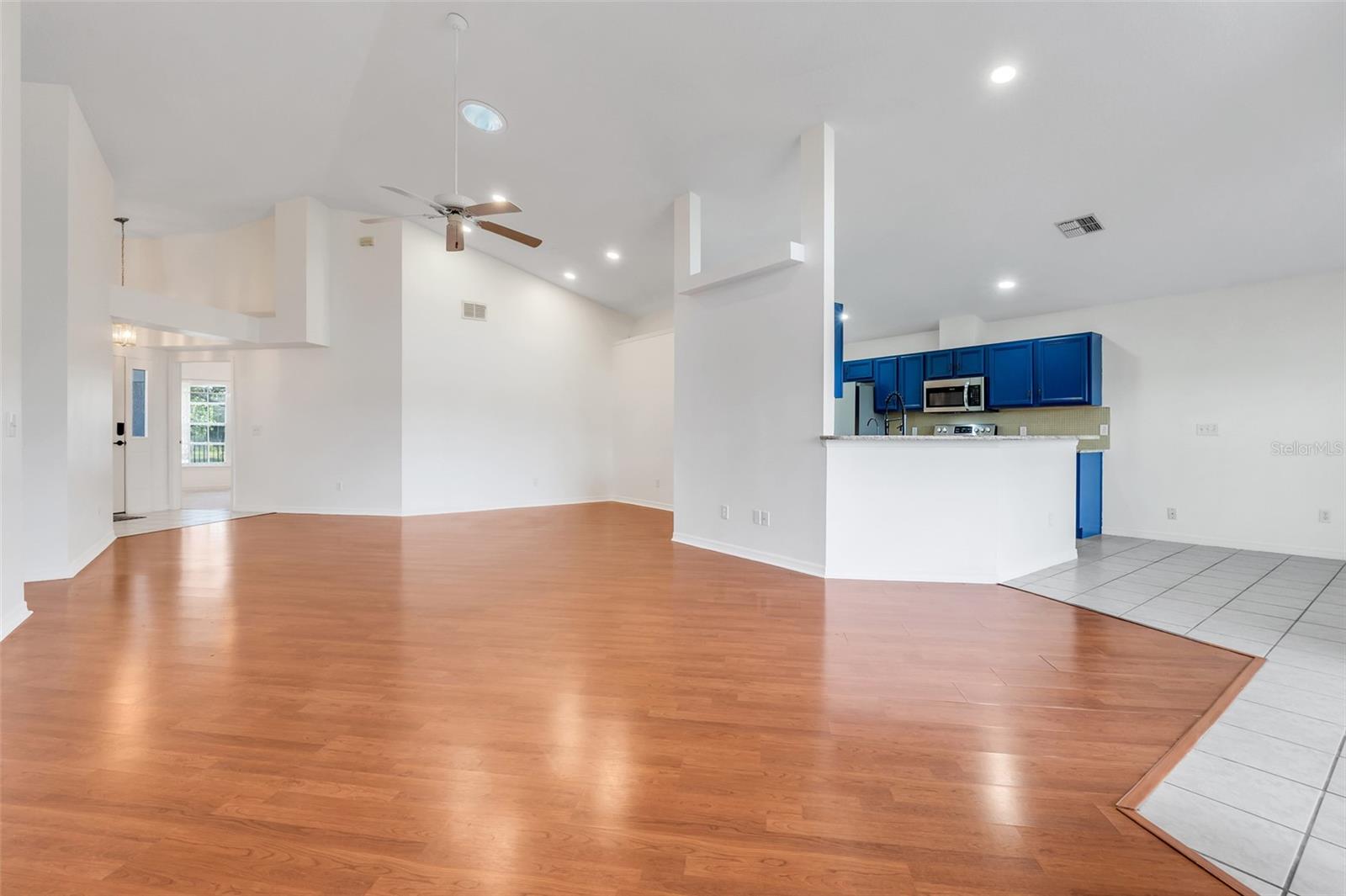 Image 14 of 51 For 16839 Rockwell Heights Lane