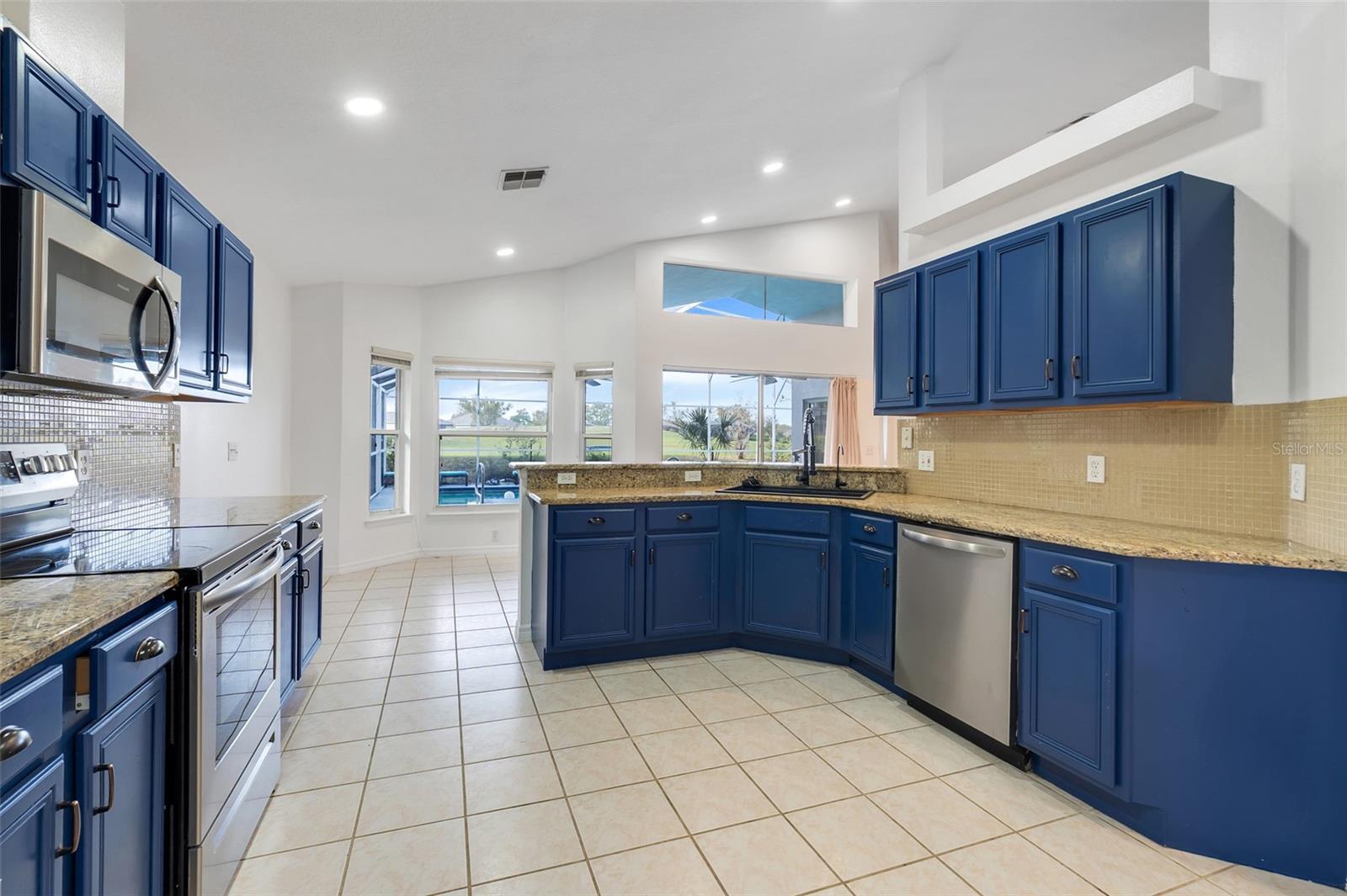 Image 17 of 51 For 16839 Rockwell Heights Lane