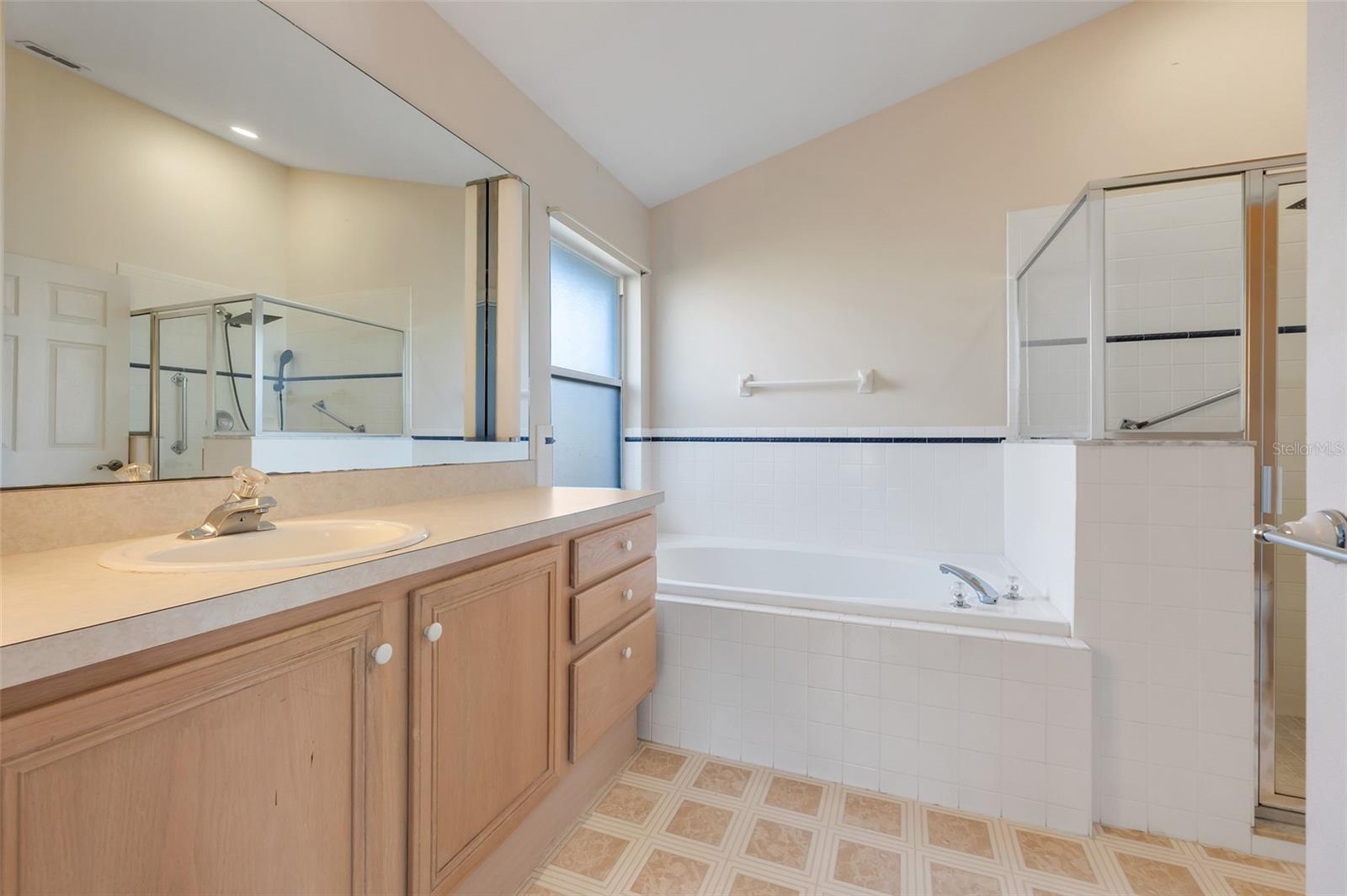 Image 23 of 51 For 16839 Rockwell Heights Lane